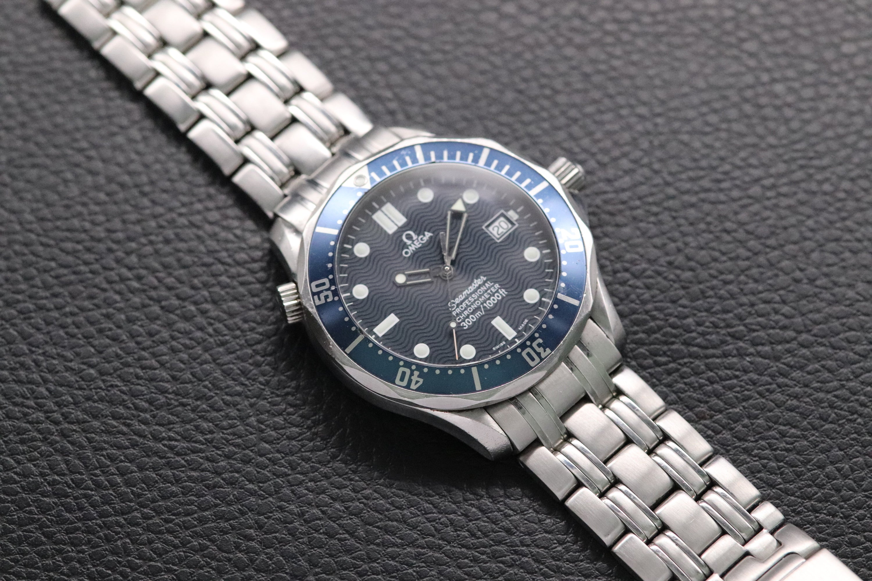 Omega Seamaster James Bond 2531.80 Blue 1999