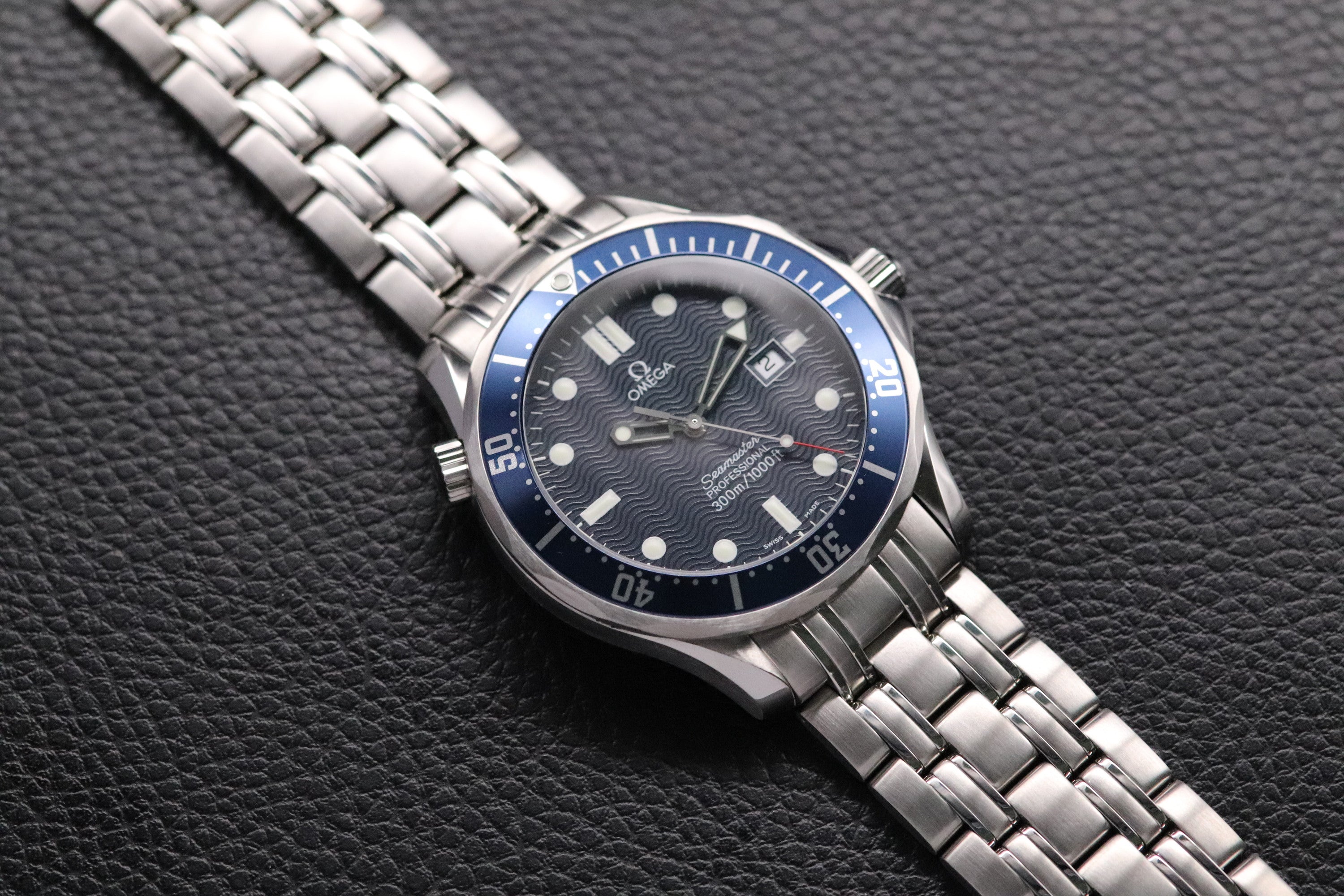 Omega Seamaster James Bond 2541.80 Blue 1998