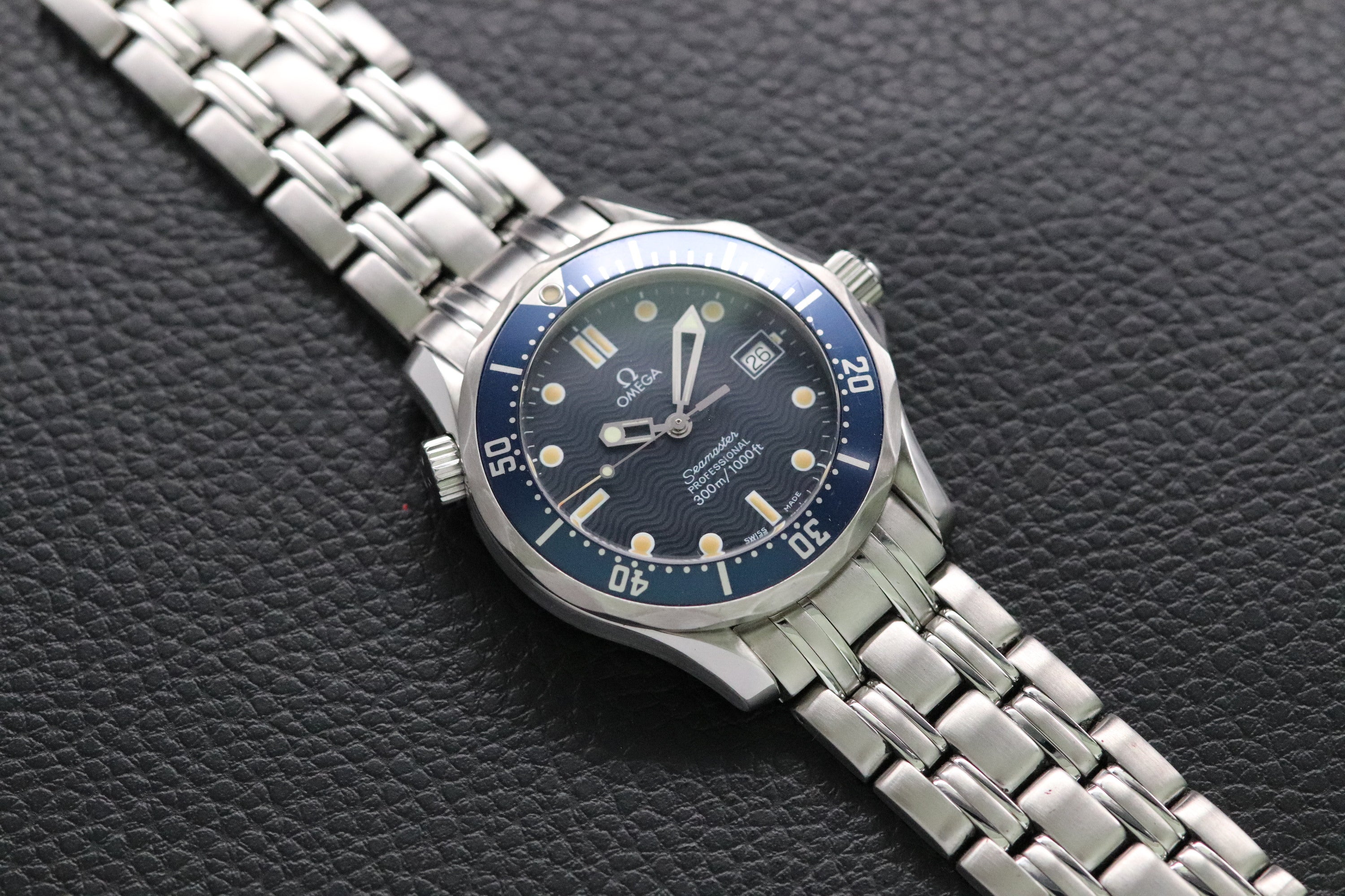 Omega Seamaster 300 2561.80 Blue Dial 1998 Papers