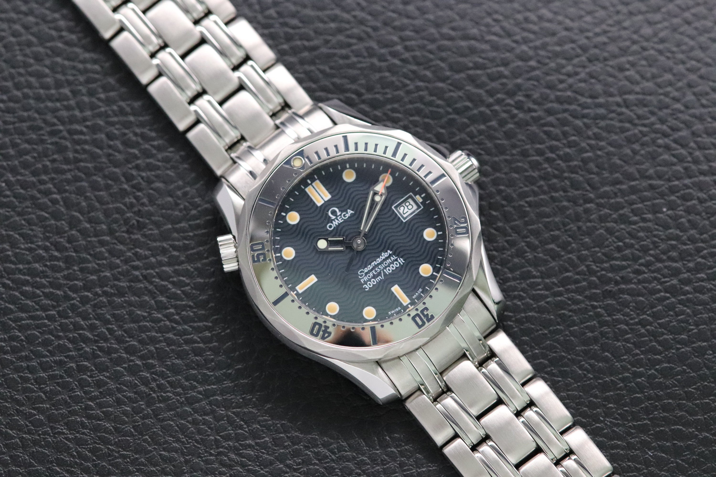 Omega Seamaster 300M 2562.80 Blue Dial 1995