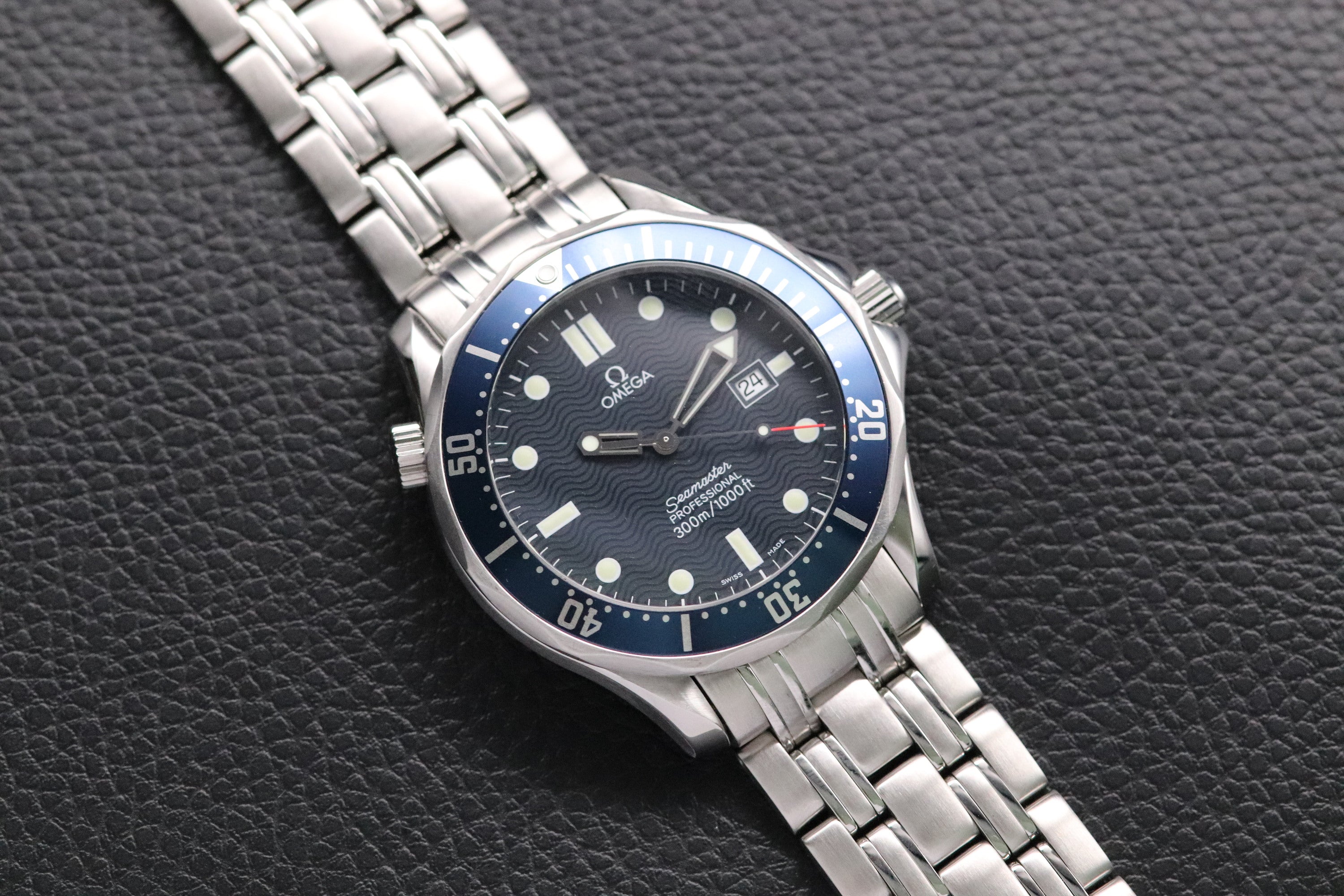 Omega Seamaster James Bond 2541.80 Blue 1998