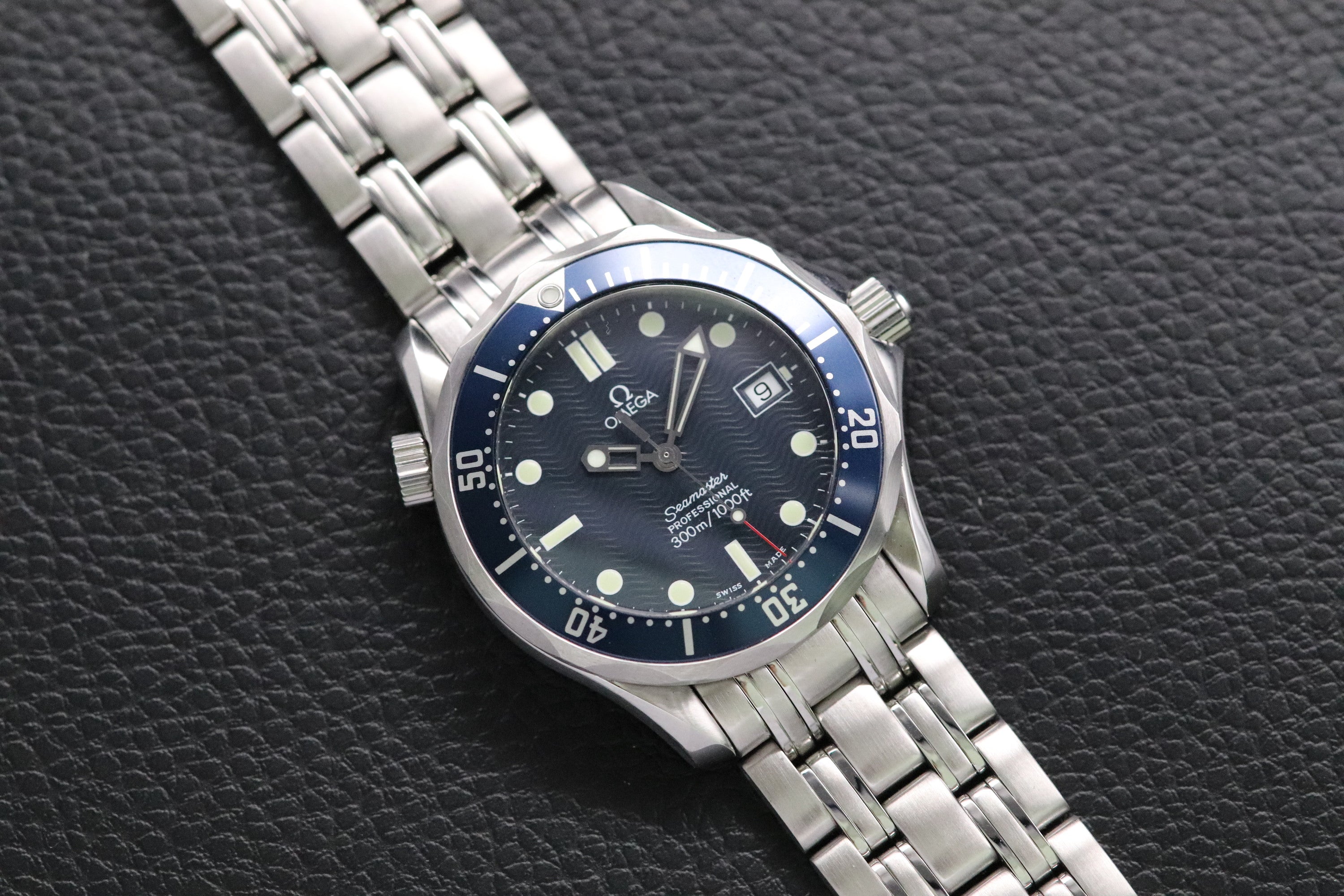 Omega Seamaster 300 2561.80 Blue Dial 1998