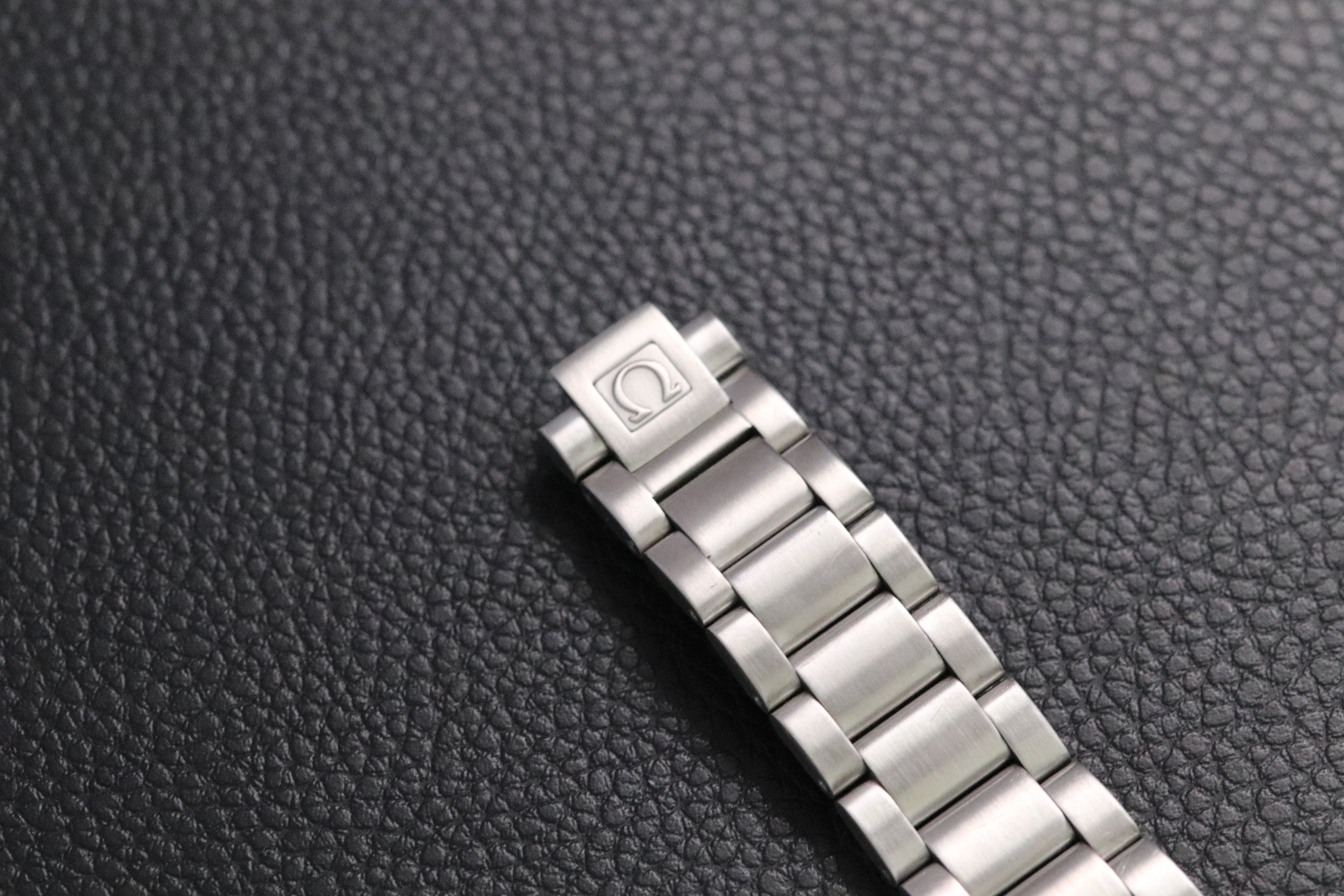 Omega Seamaster Aqua Terra 2504.30 Silver Dial 2006