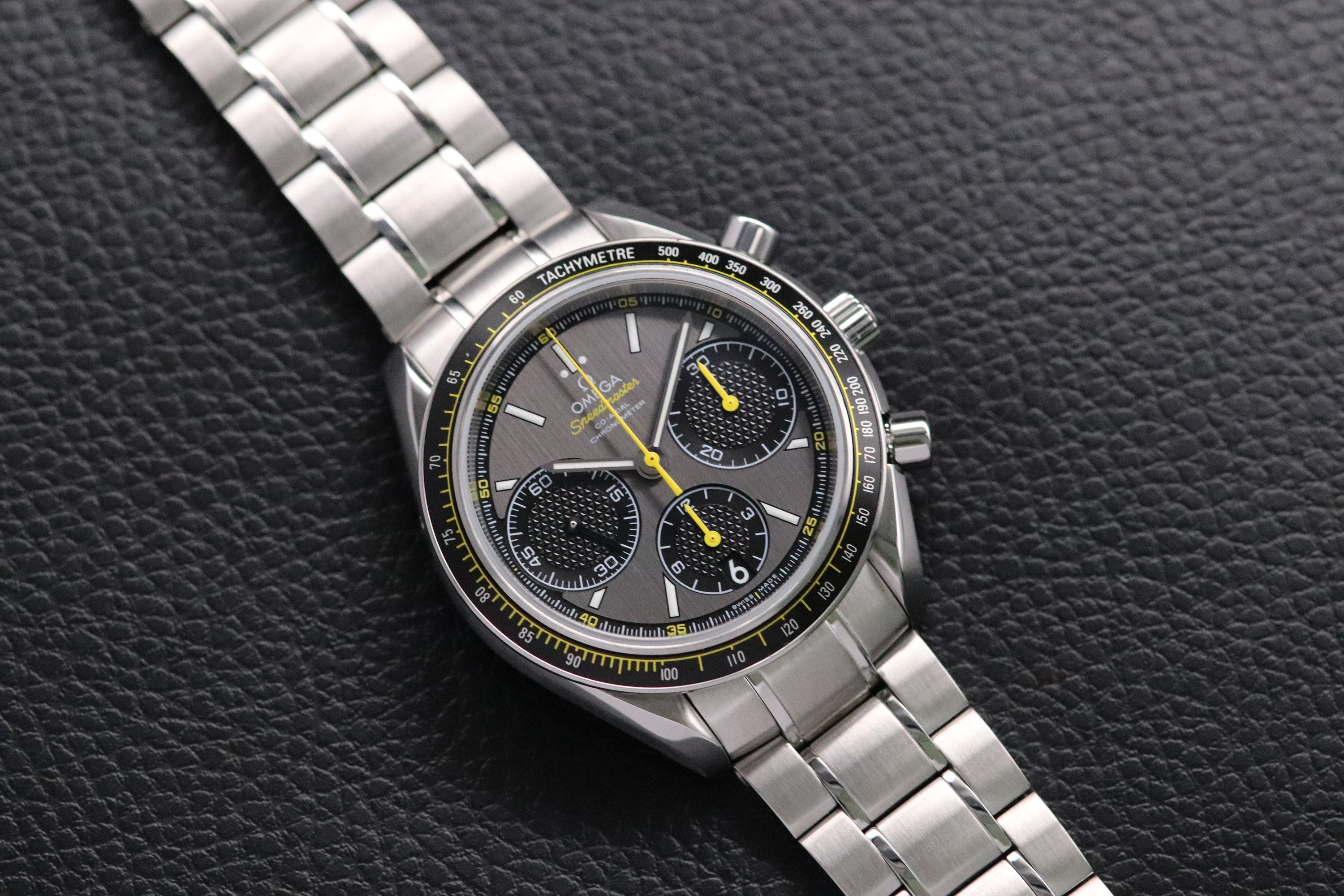 Omega Speedmaster Racing 326.30.40.50.06.001 Fullset 2017 Box+Paper