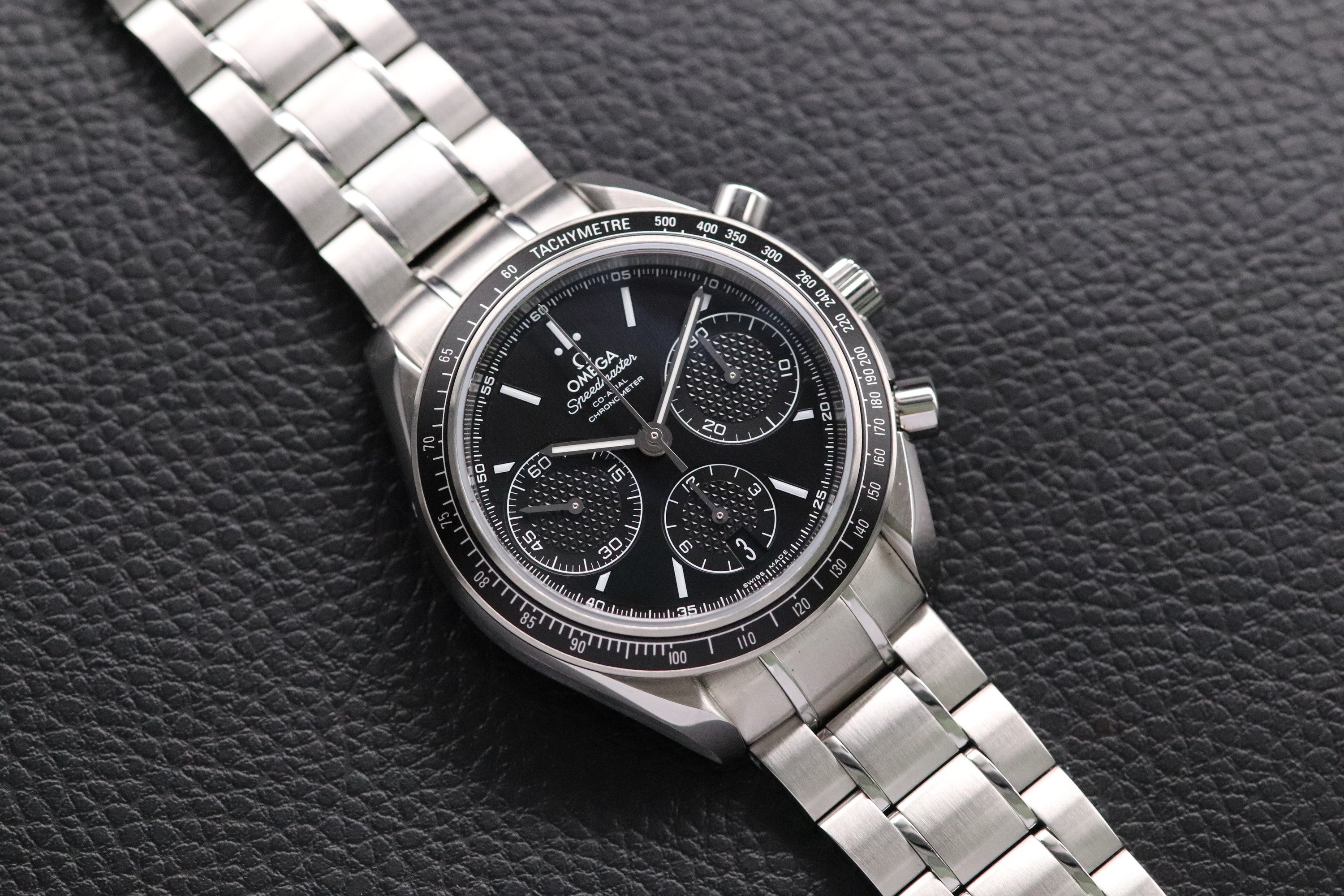 Omega Speedmaster Racing 326.30.40.50.01.001 Fullset 2025 Box+Paper