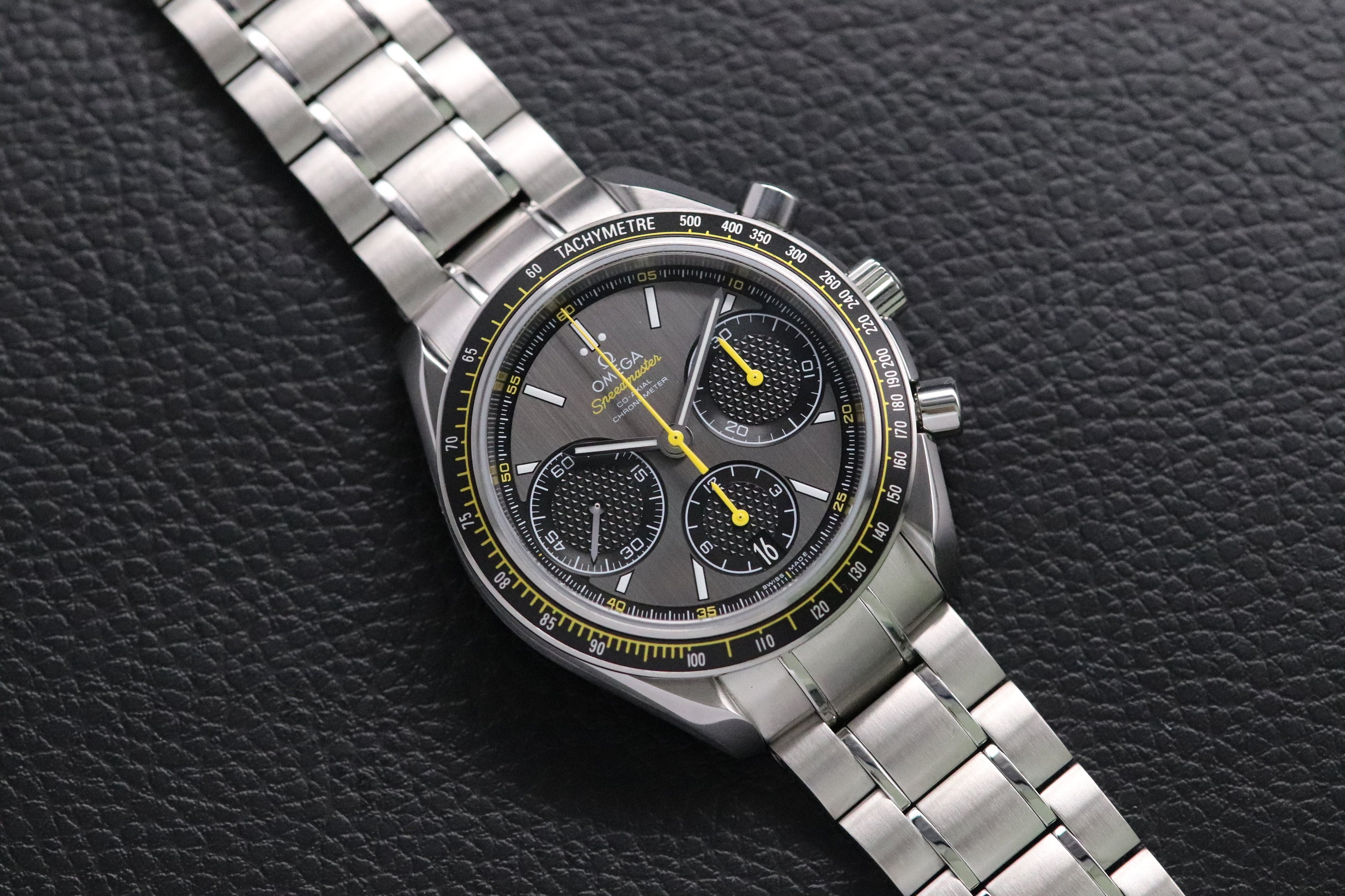 Omega Speedmaster Racing 326.30.40.50.06.001 Fullset 2024 Box+Paper