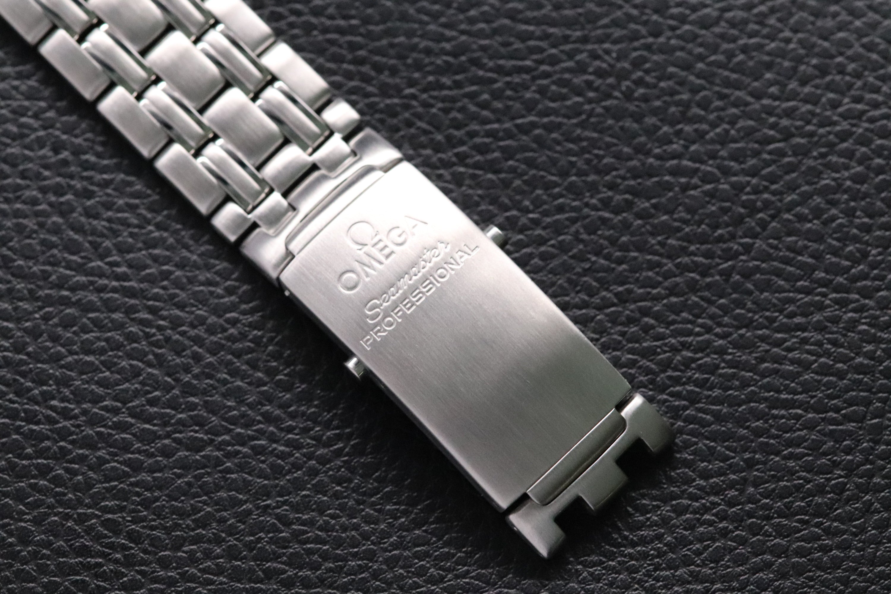 Omega Seamaster 2532.80 Blue Dial 1999