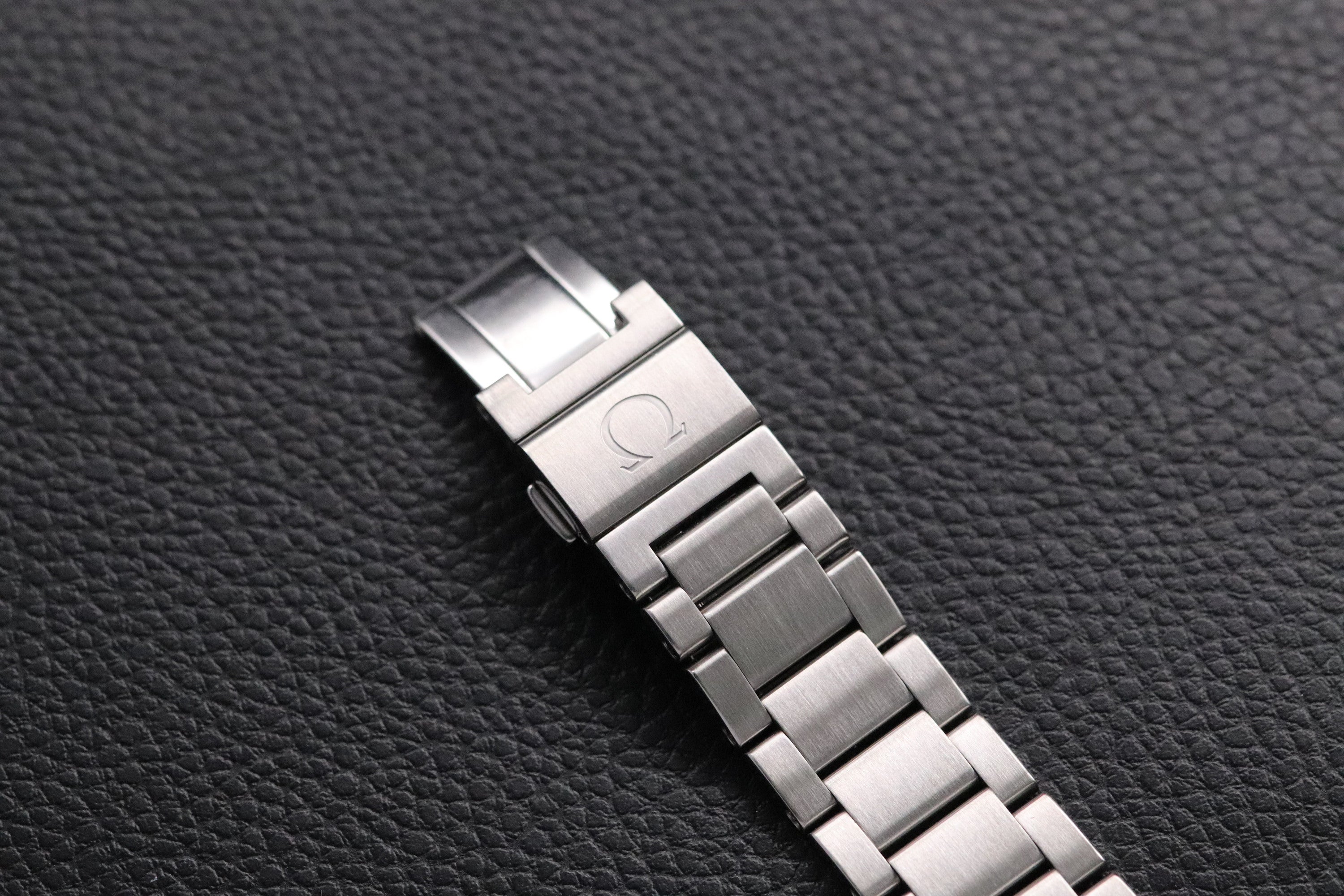 Omega Seamaster Aqua Terra 231.10.39.61.02.001 White Dial 2012