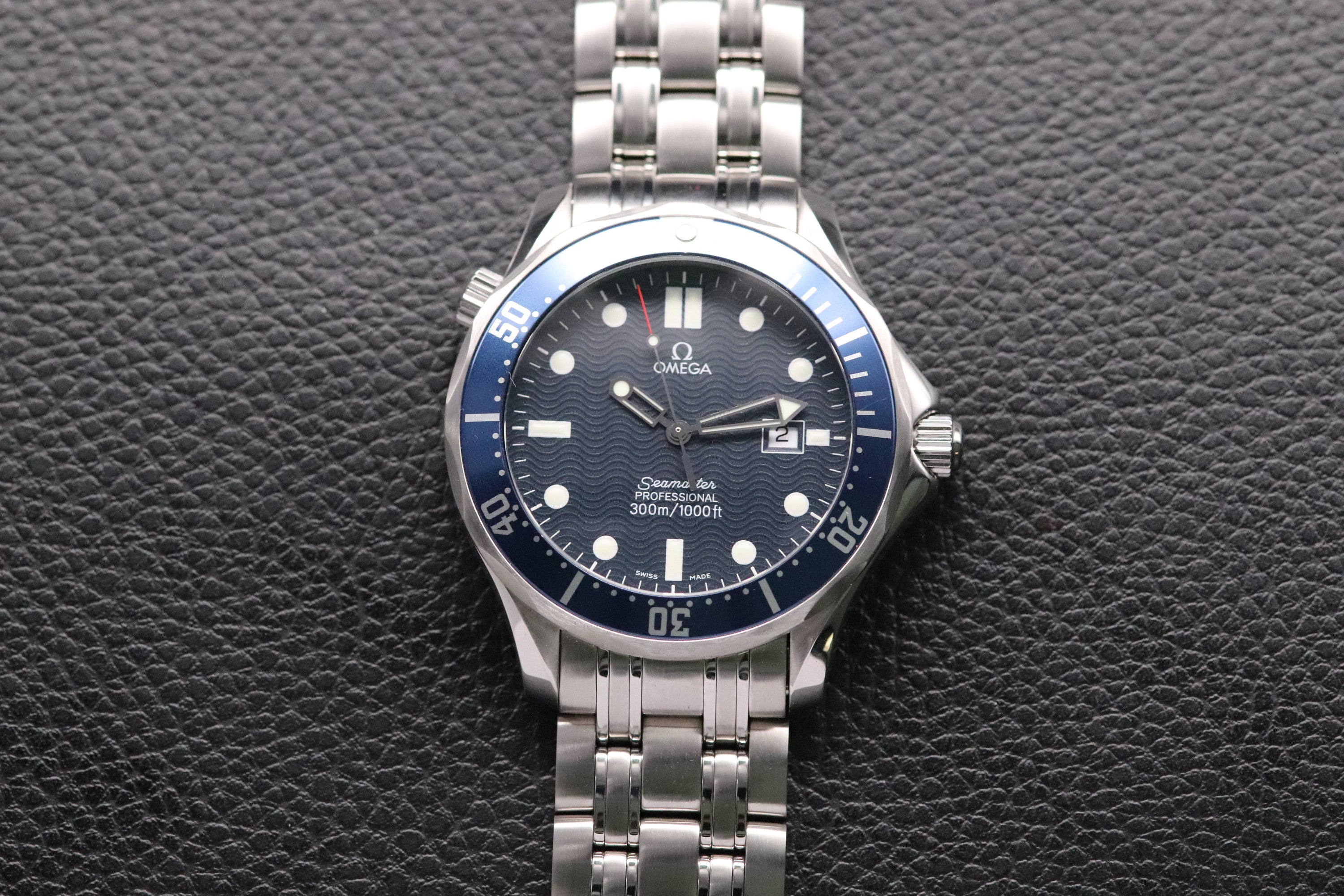Omega Seamaster James Bond 2541.80 Blue 1998