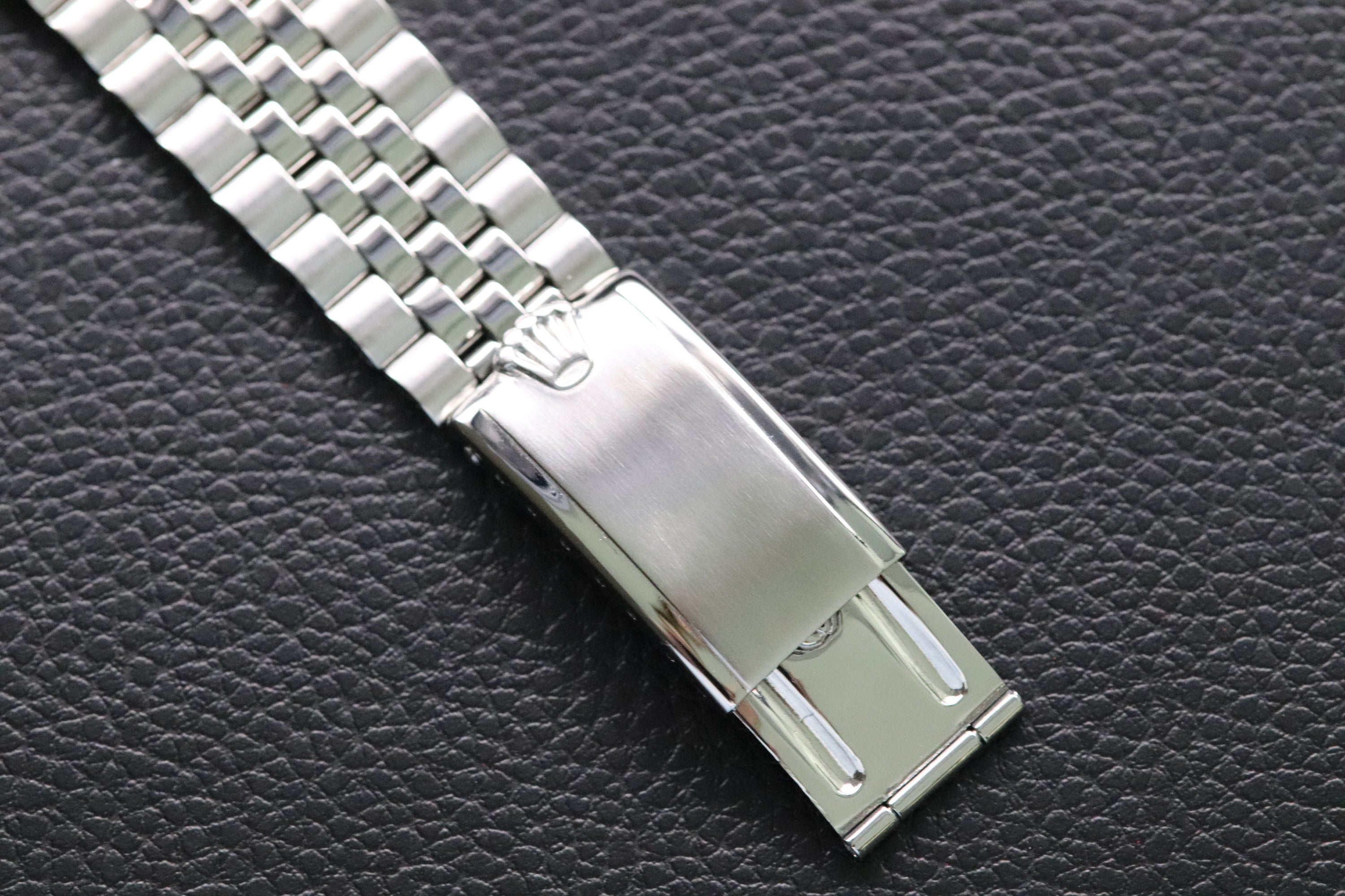 Rolex Datejust 1601 Silver Dial Papers 1970