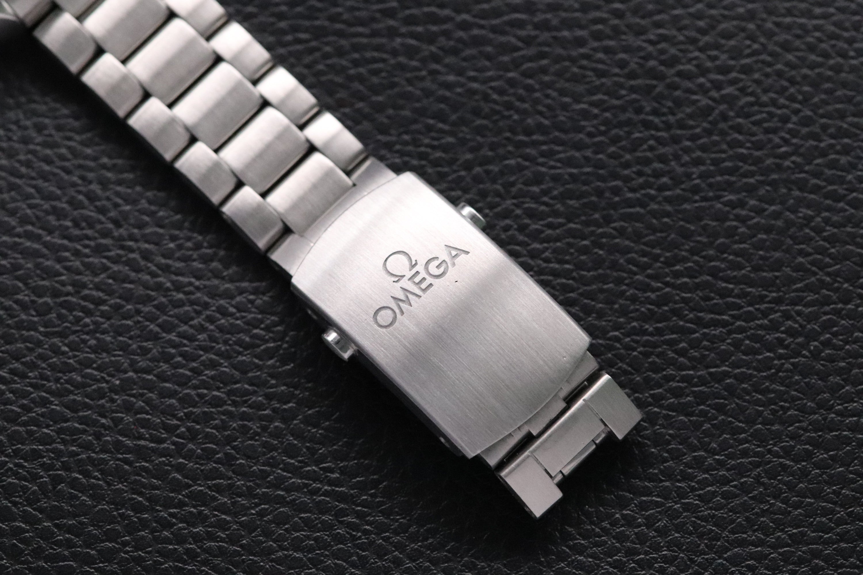 Omega Seamaster Planet Ocean 215.30.40.20.01.001 Fullset 2016 Box+Papers