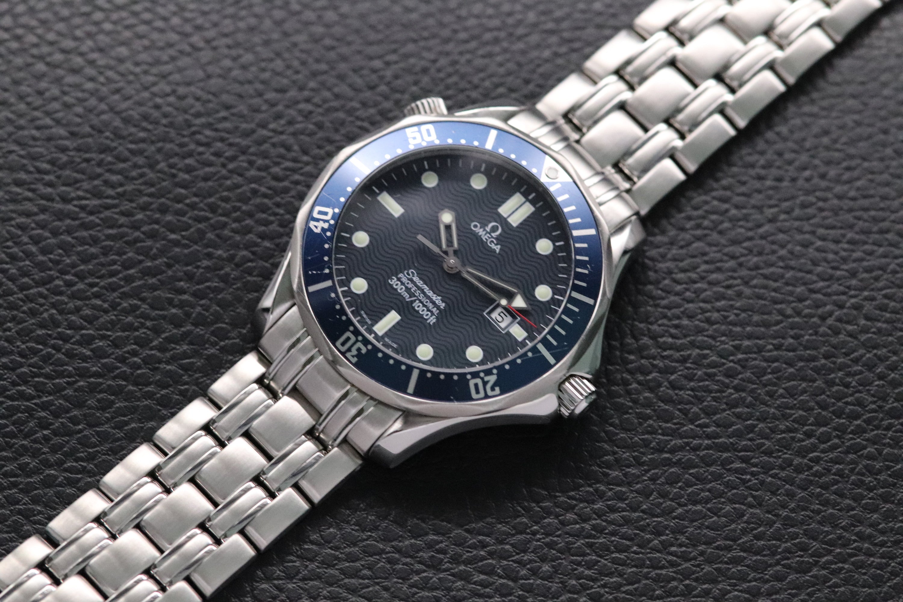 Omega Seamaster James Bond 2541.80 Blue 1998