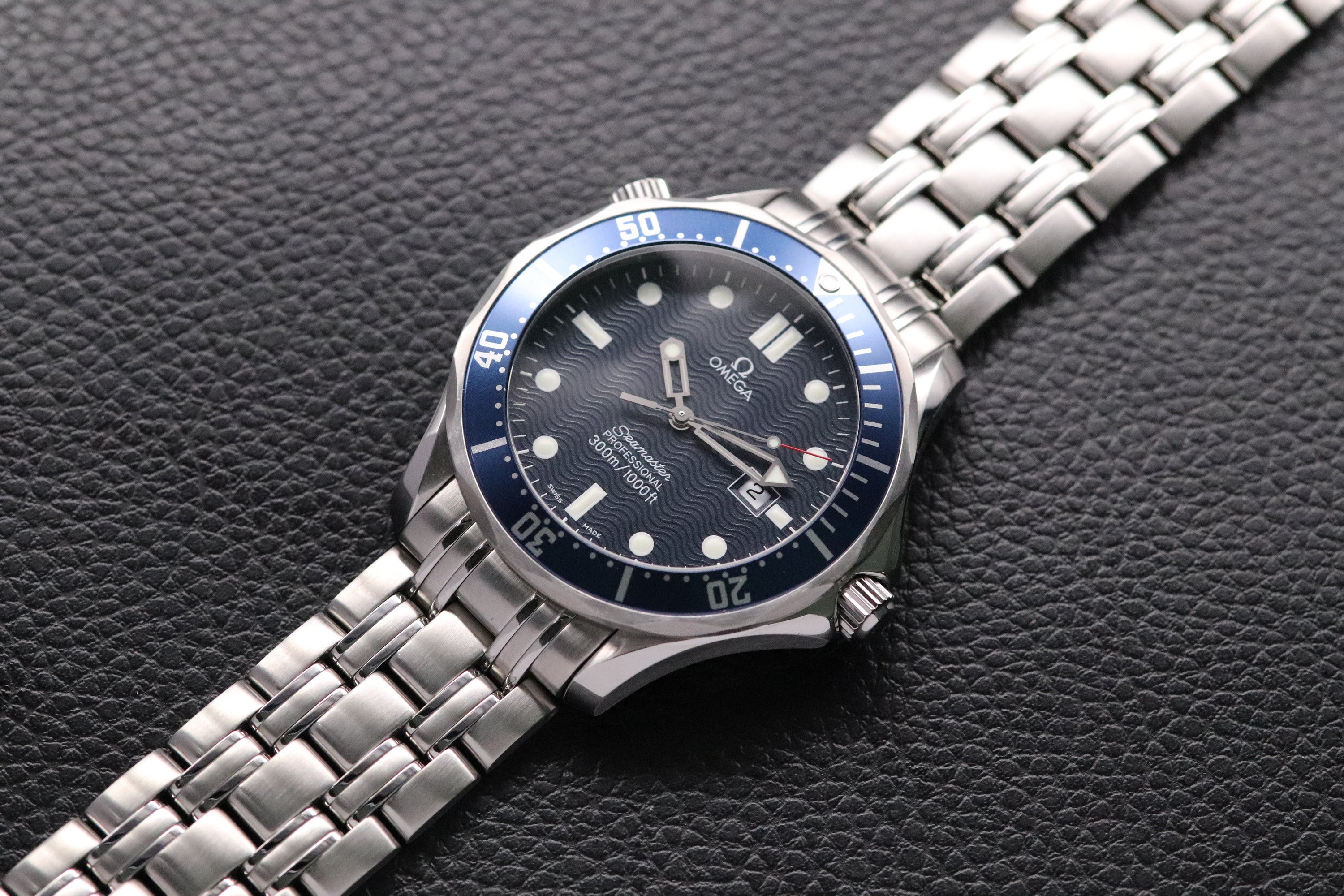 Omega Seamaster James Bond 2541.80 Blue 1998