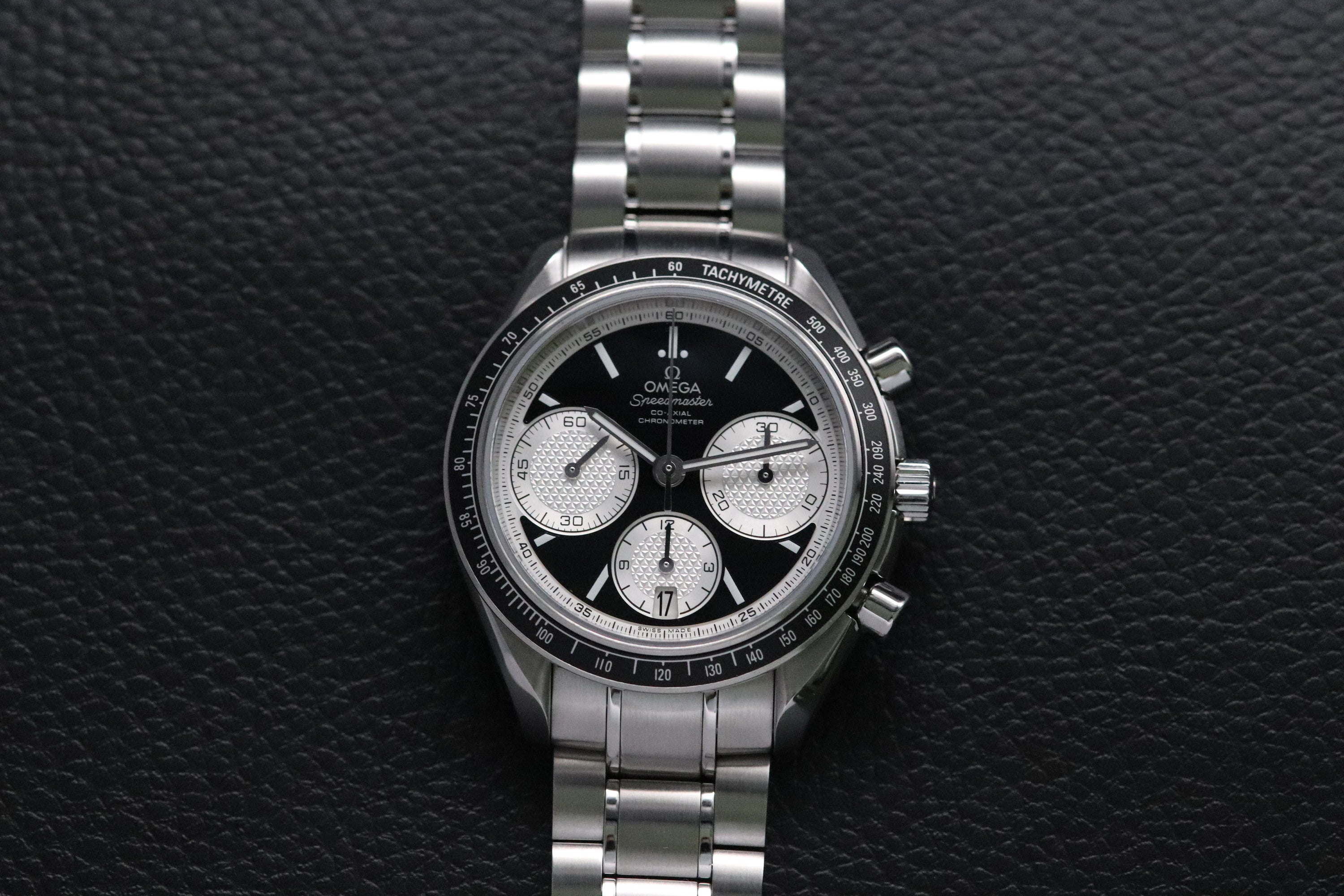 Omega Speedmaster Racing 326.30.40.50.01.002 Panda 2022 Fullset