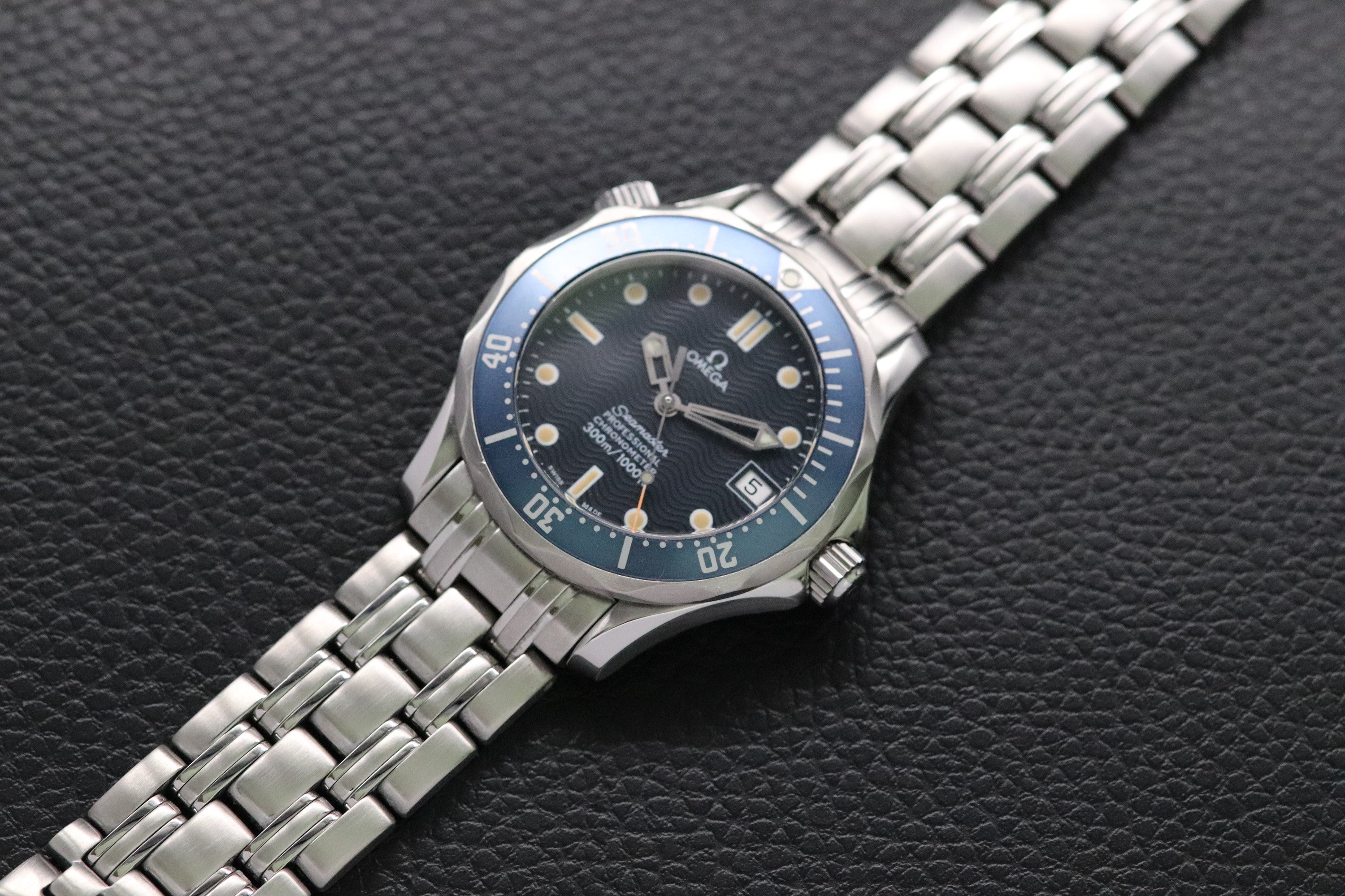 Omega Seamaster 300 2551.80 Blue Dial 1999