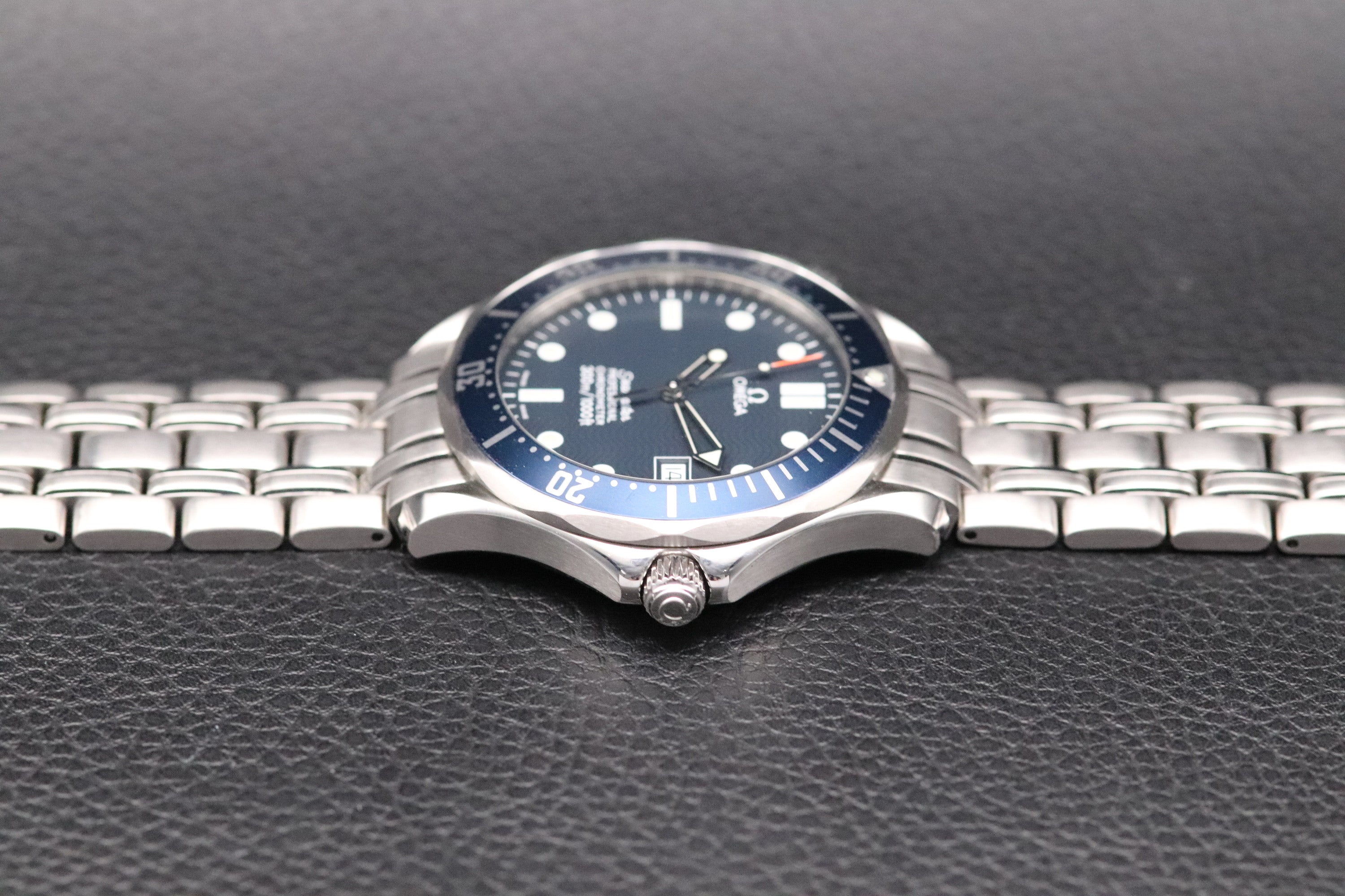 Omega Seamaster James Bond 2531.80 Blue 1999