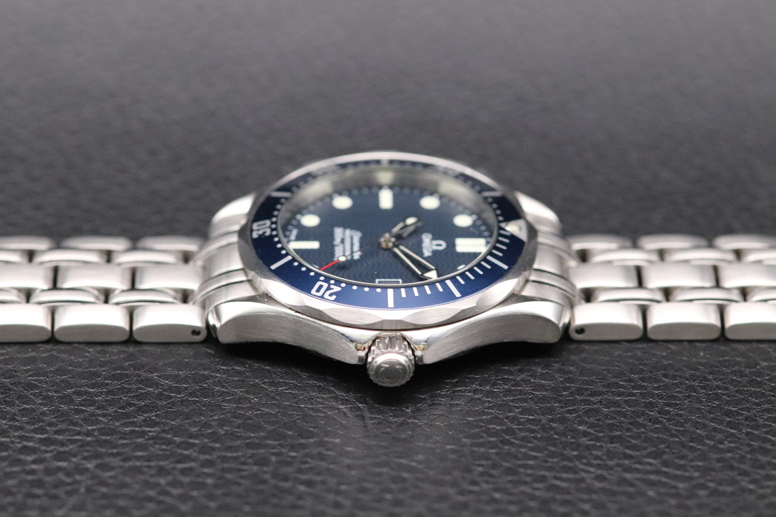 Omega Seamaster 300 2561.80 Blue Dial 1998
