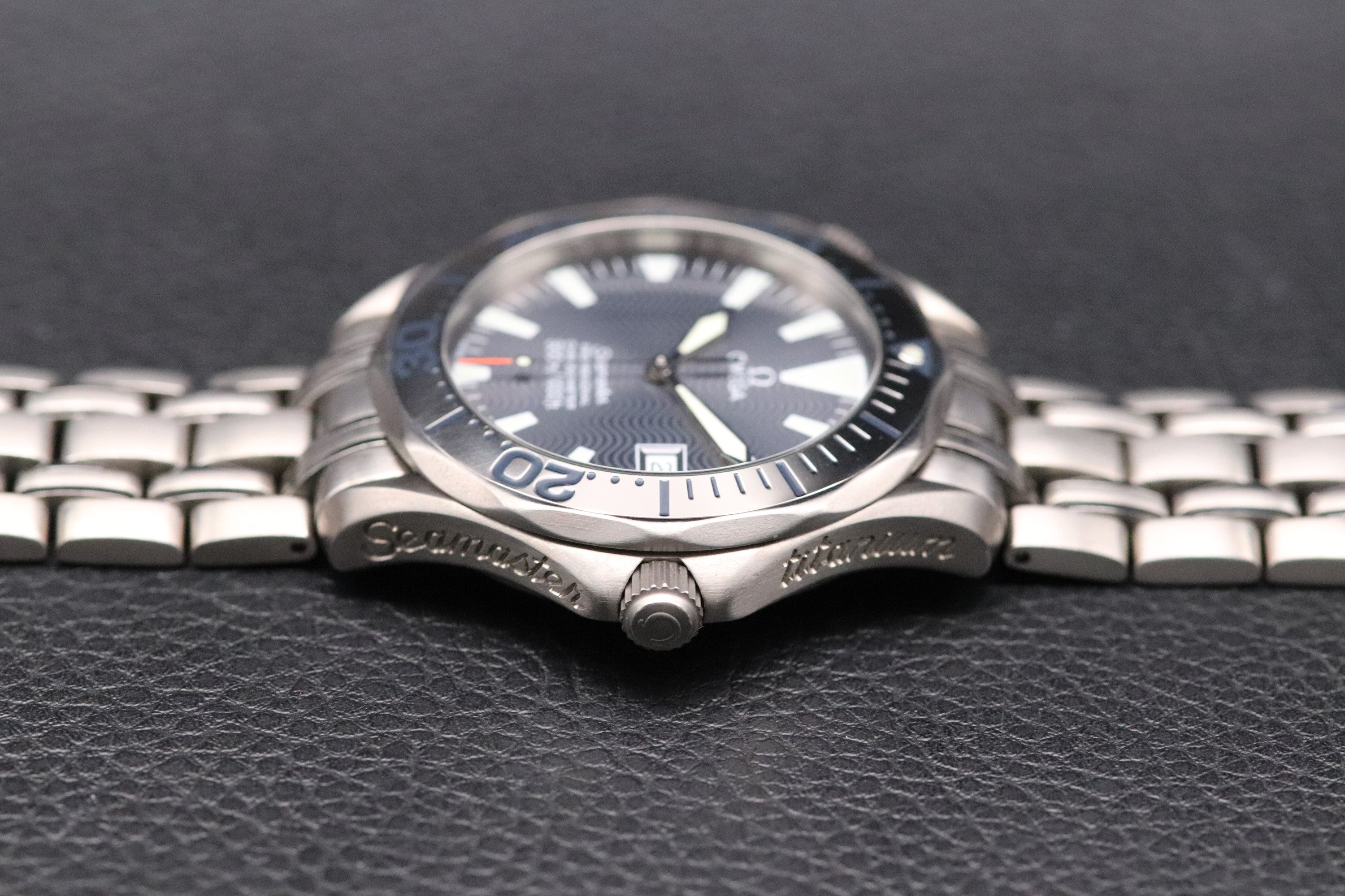 Omega Seamaster 300 2232.30 Titanium 1999 Papers