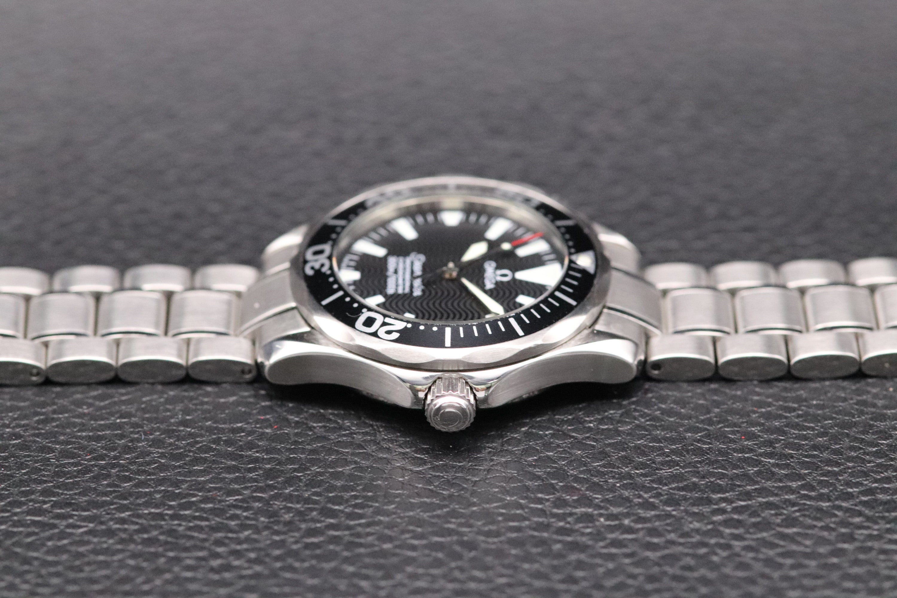 Omega Seamaster 300 2252.50 Diver Mid Size 2006