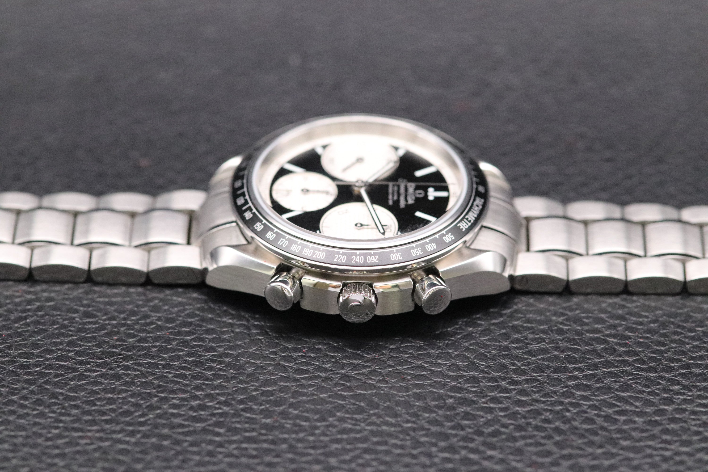 Omega Speedmaster Racing 326.30.40.50.01.002 Panda 2023 Fullset