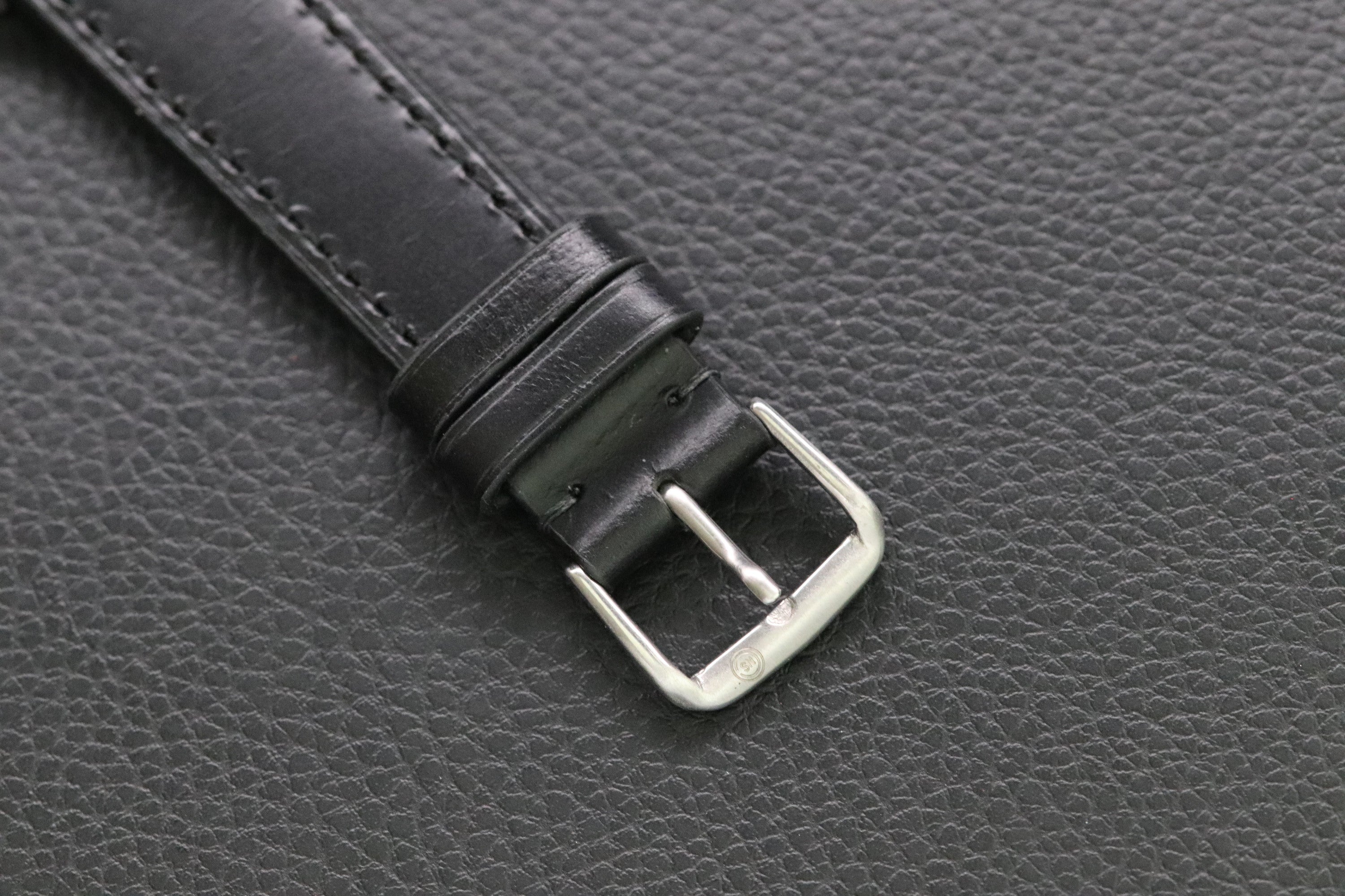 Tag Heuer Carrera Calibre 16 CV2014 Black Dial 2011