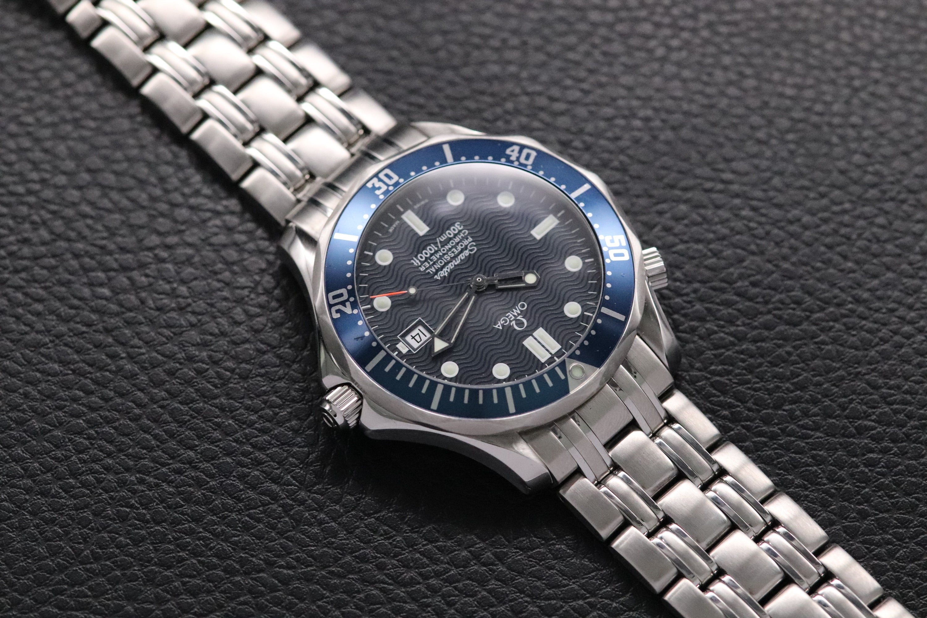 Omega Seamaster James Bond 2531.80 Blue 1999