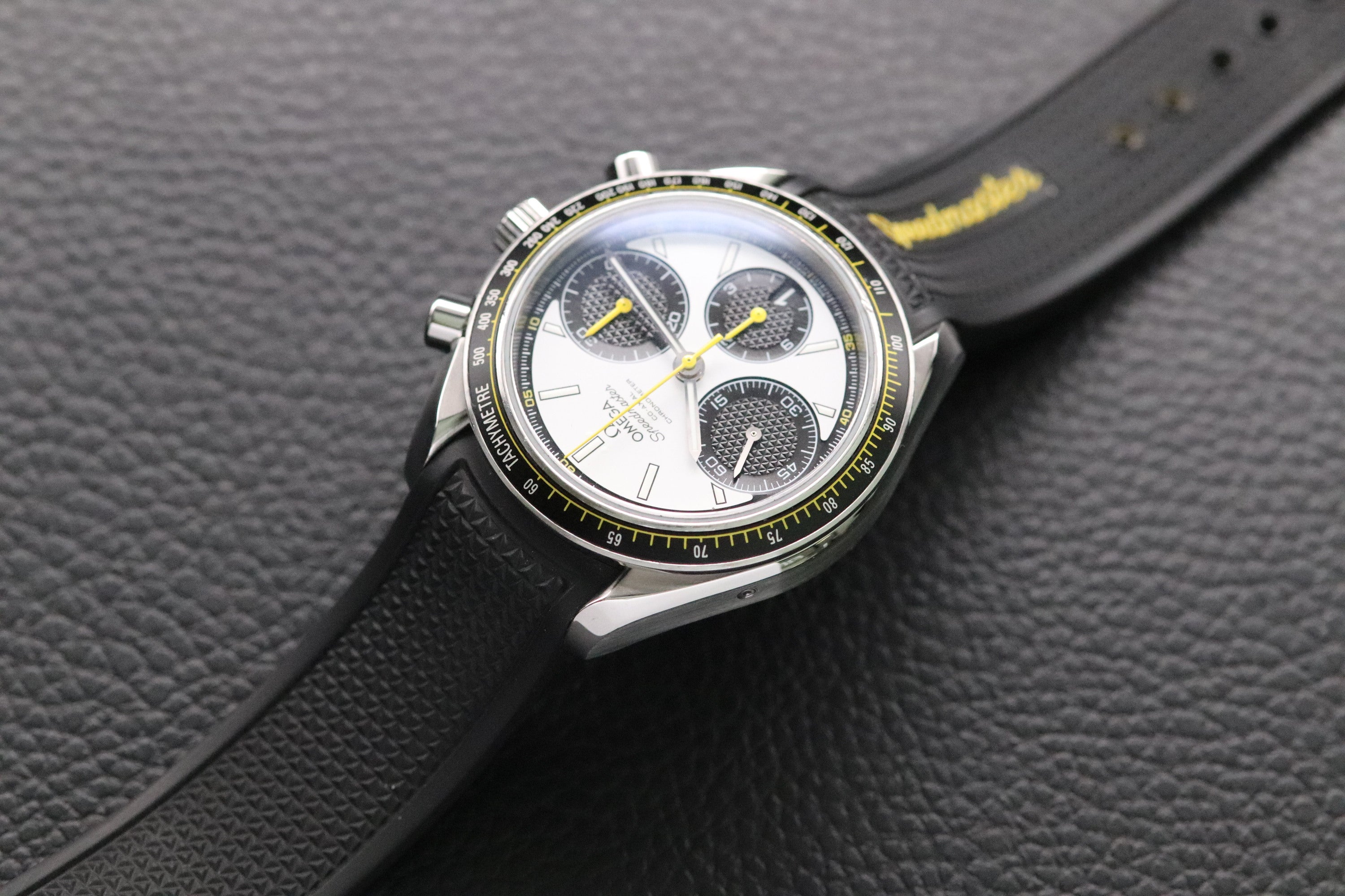 Omega Speedmaster Racing 326.32.40.50.04.001 Fullset 2021 Box+Papers