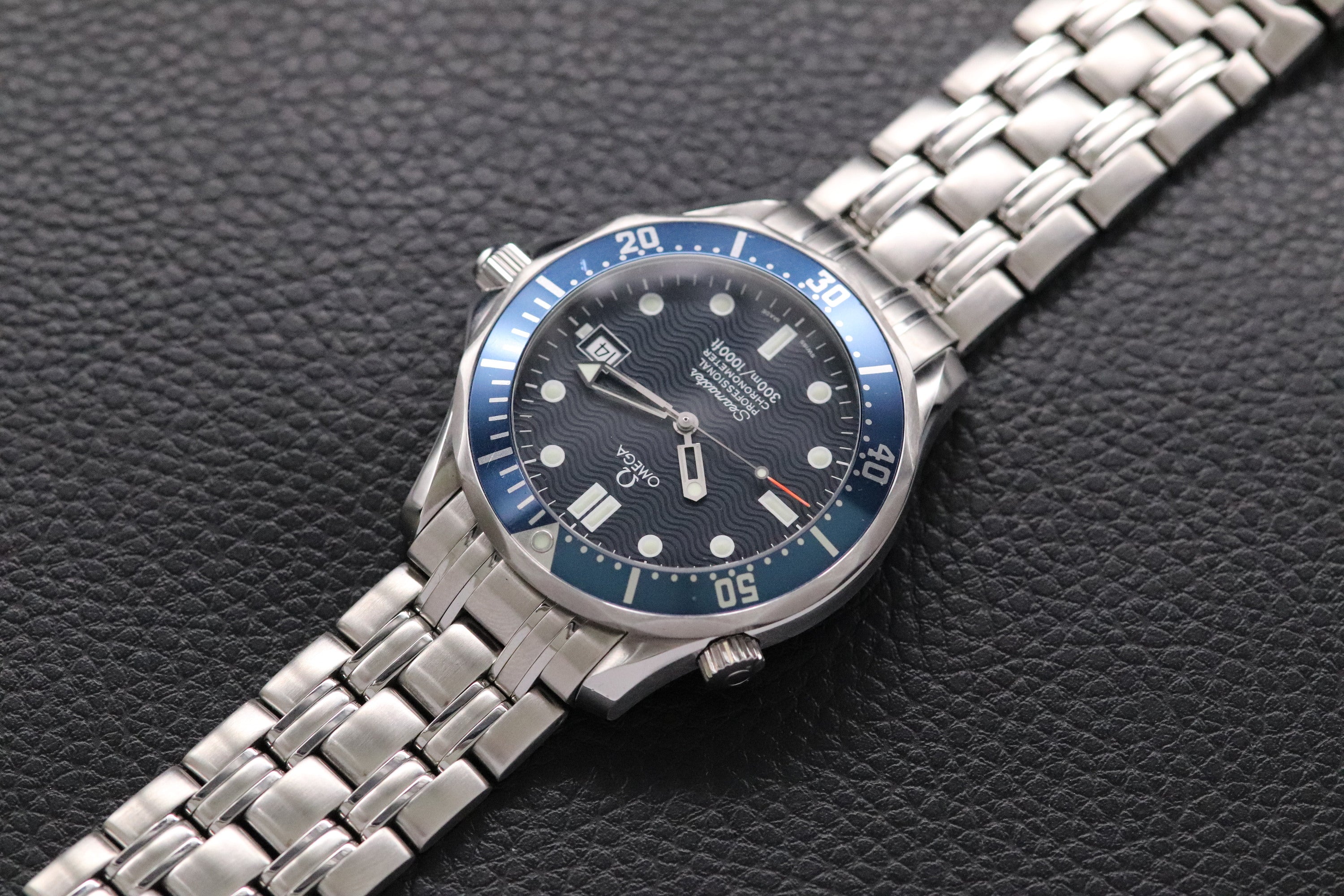 Omega Seamaster James Bond 2531.80 Blue 1999