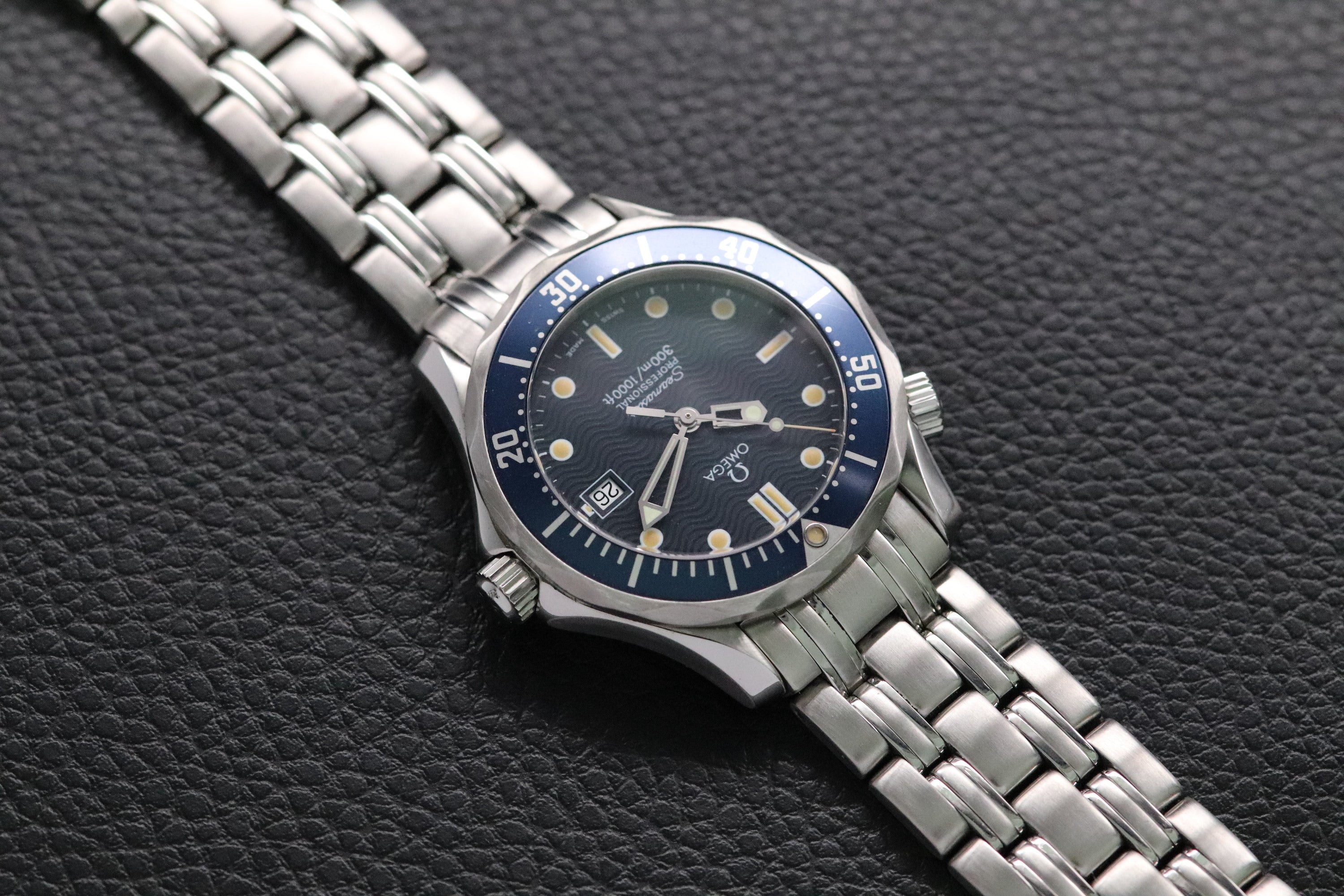 Omega Seamaster 300 2561.80 Blue Dial 1998 Papers