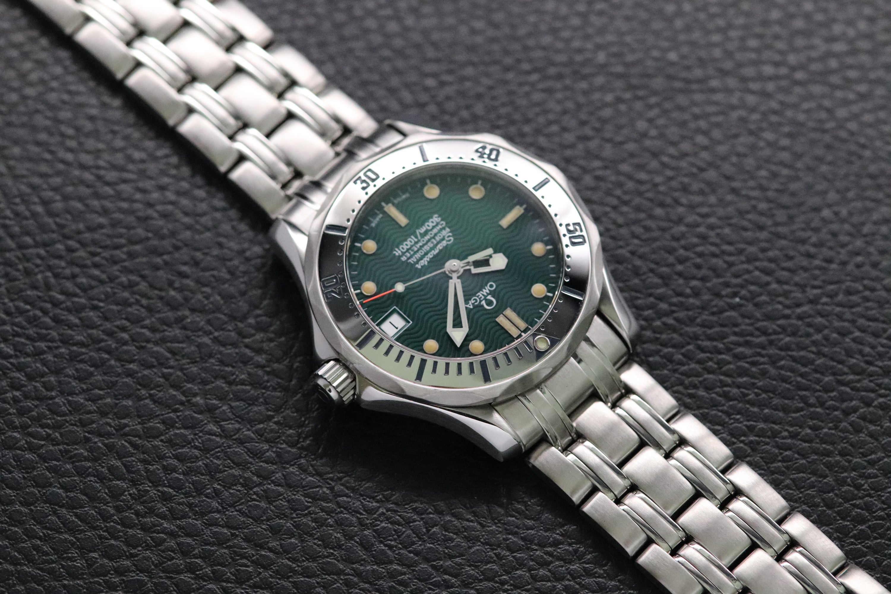 Omega Seamaster 300 2553.41 Jacques Mayol Green Fullset 1996 Box+Papers