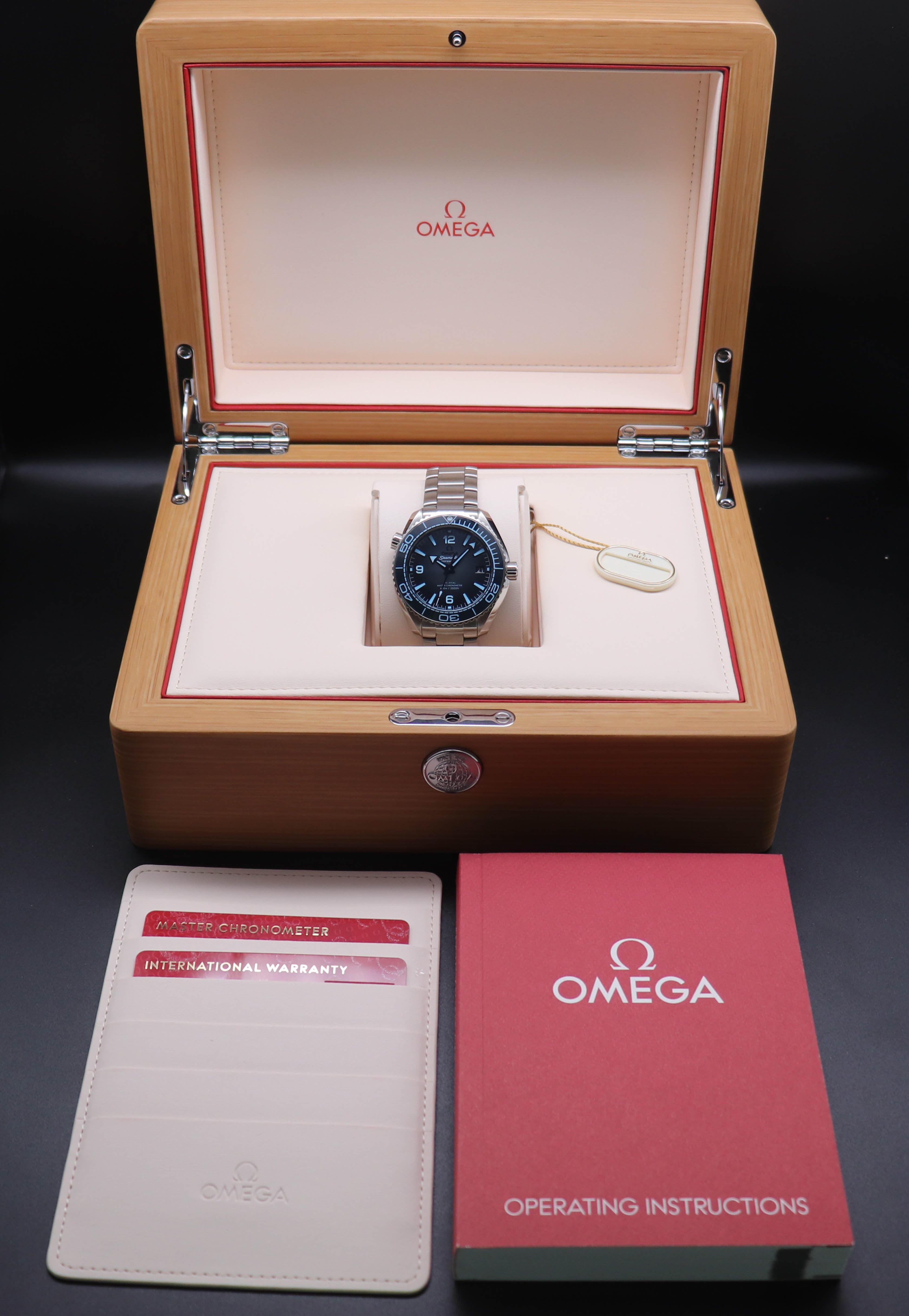 Omega Seamaster Planet Ocean 215.30.40.20.03.002 Fullset 2026 Box+Papers