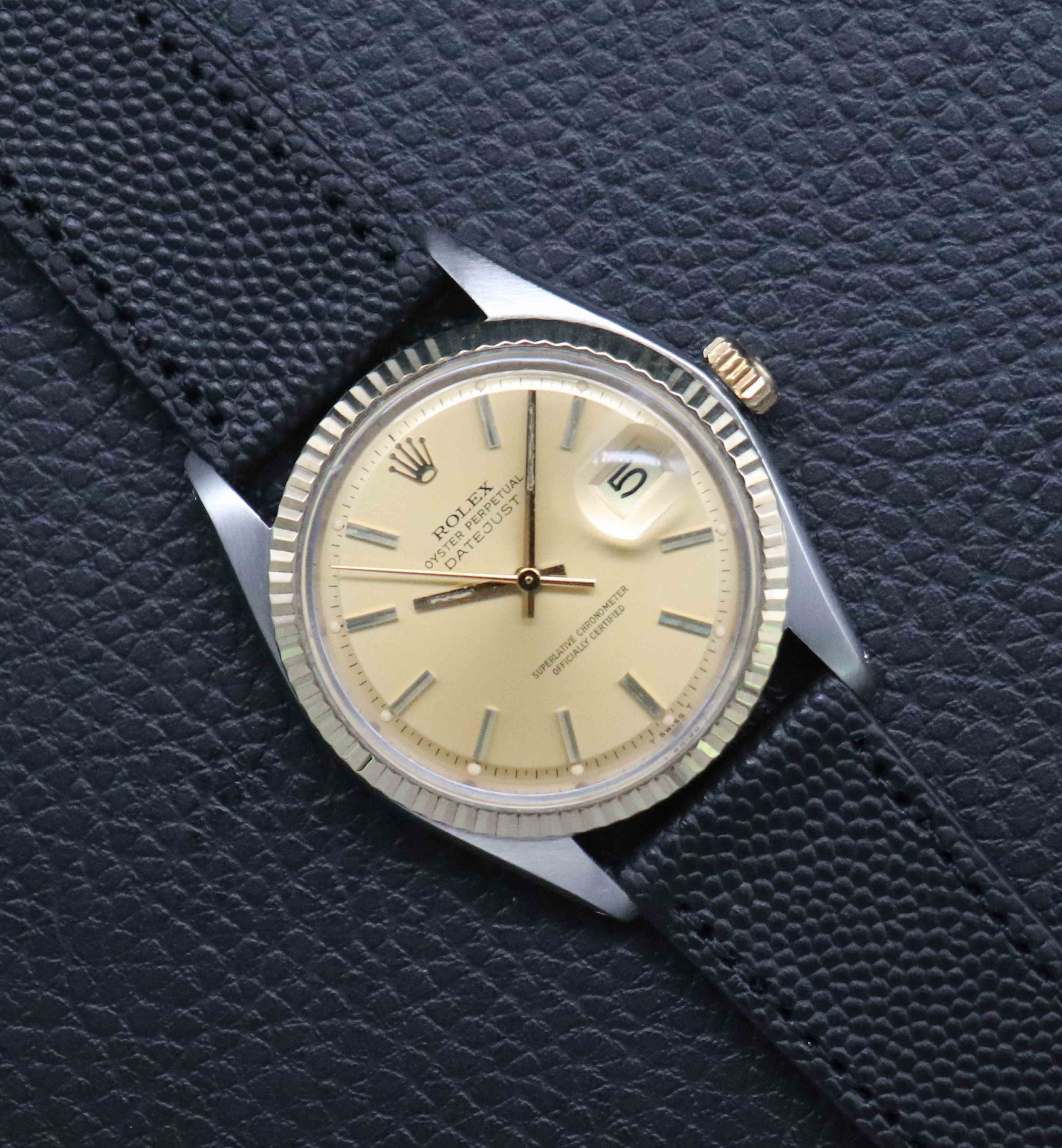 Rolex Datejust 1601 Gold Dial 1977