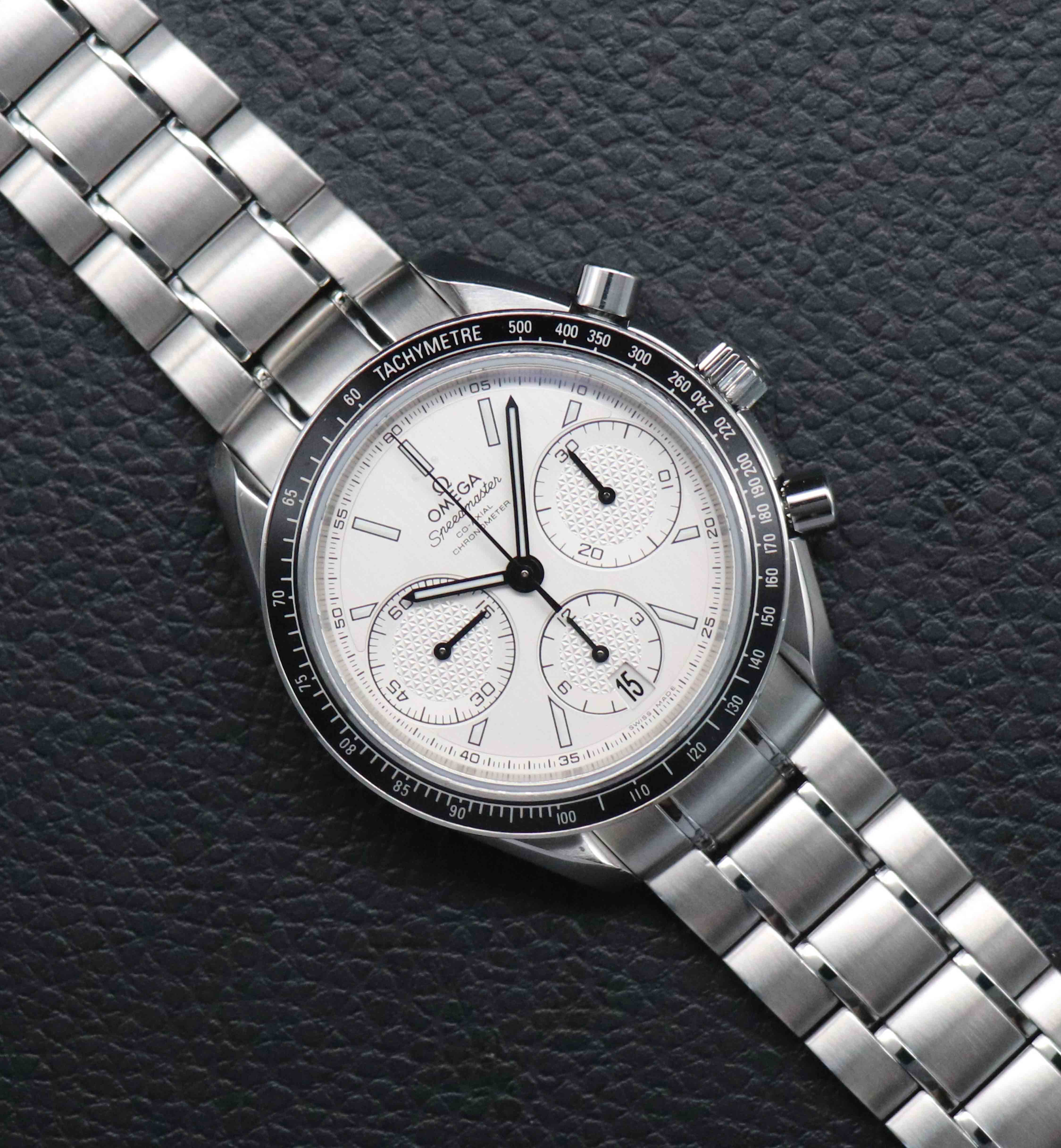 Omega Speedmaster Racing 326.30.40.50.02.001 Albino Fullset 2024 Box+Papers