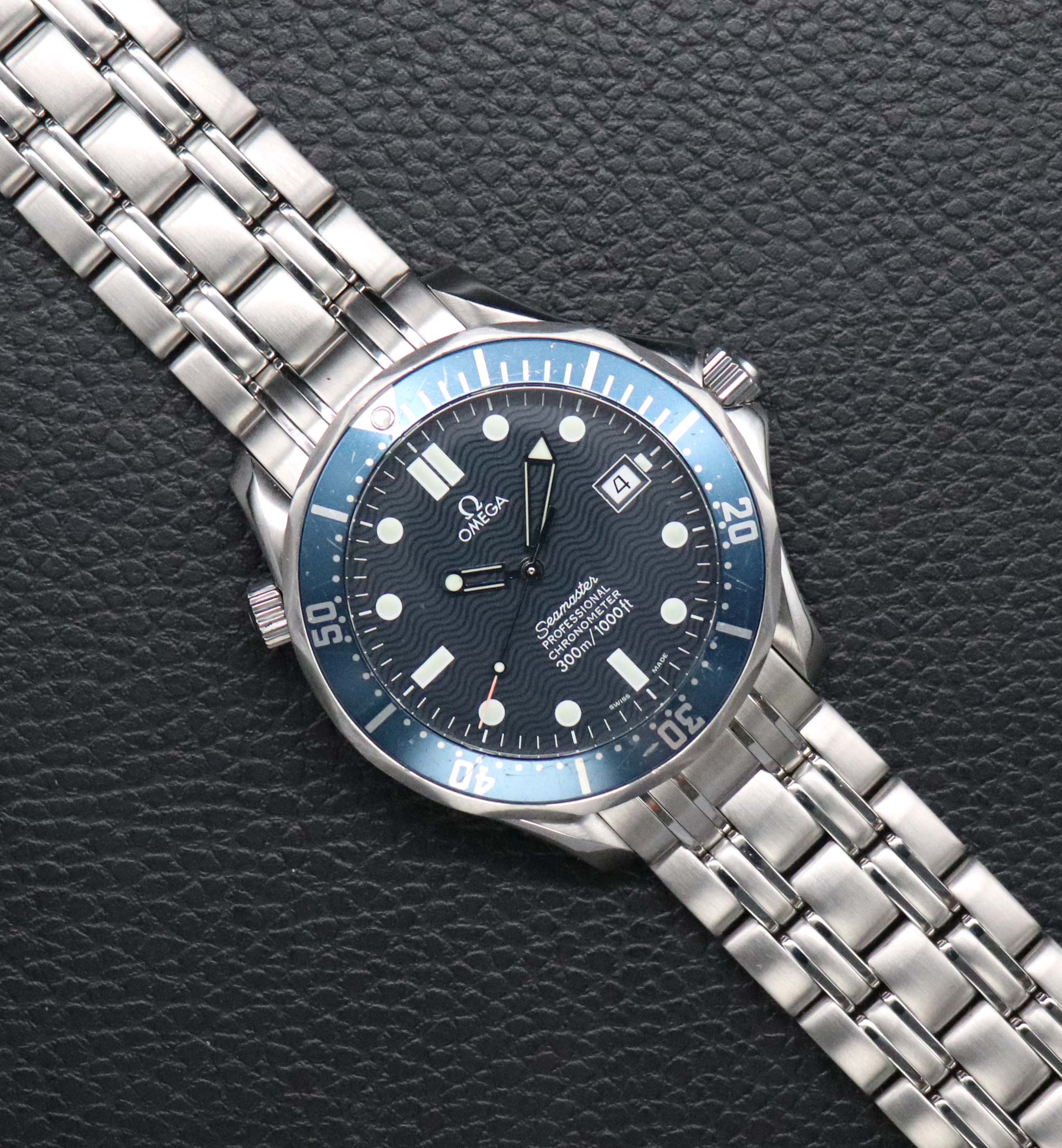 Omega Seamaster 2531.80 James Bond 2000 Papers