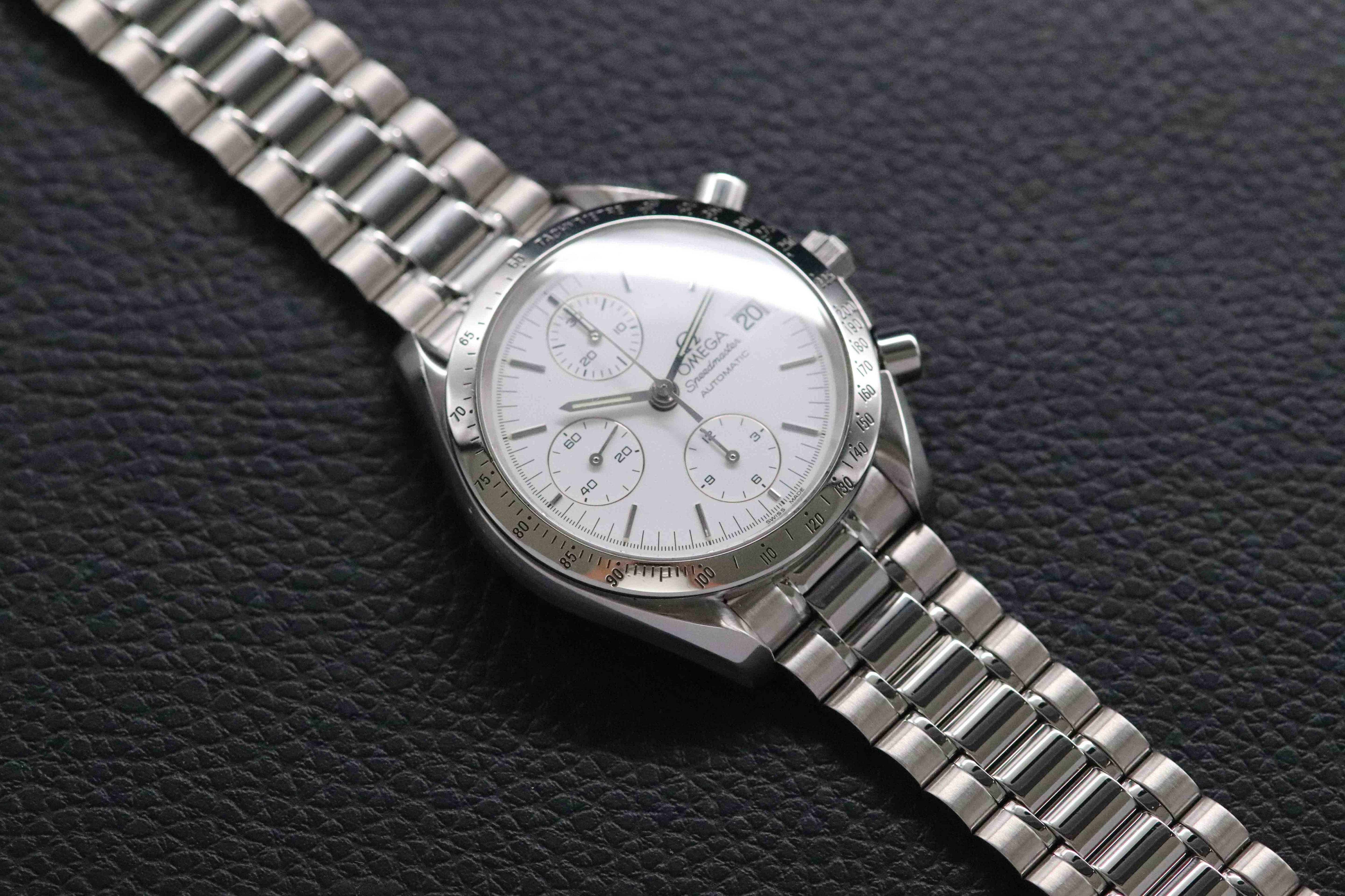 Omega Speedmaster Date 3511.20 White Dial 1998 Albino Papers