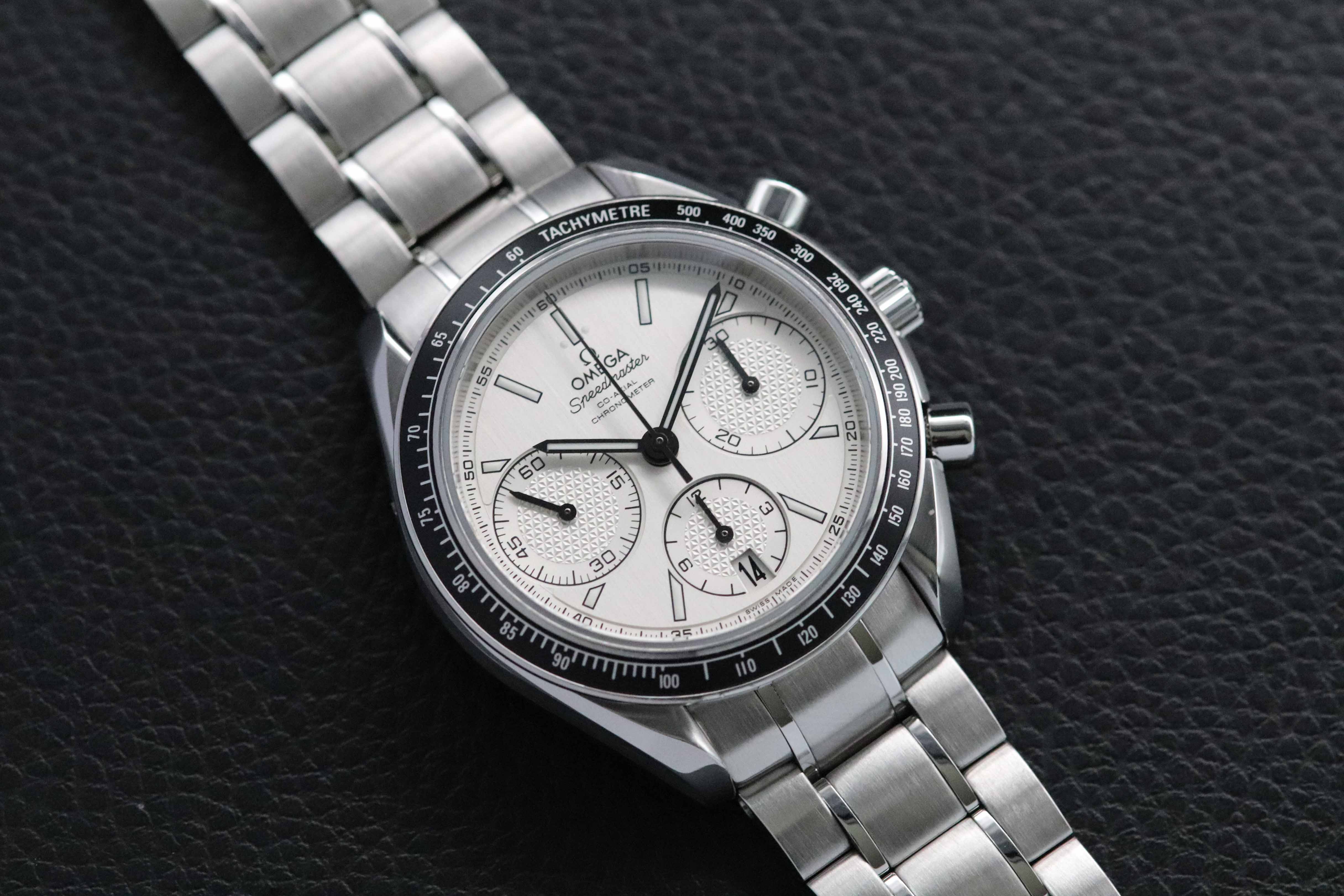 Omega Speedmaster Racing 326.30.40.50.02.001 Albino Fullset 2025 Box+Papers