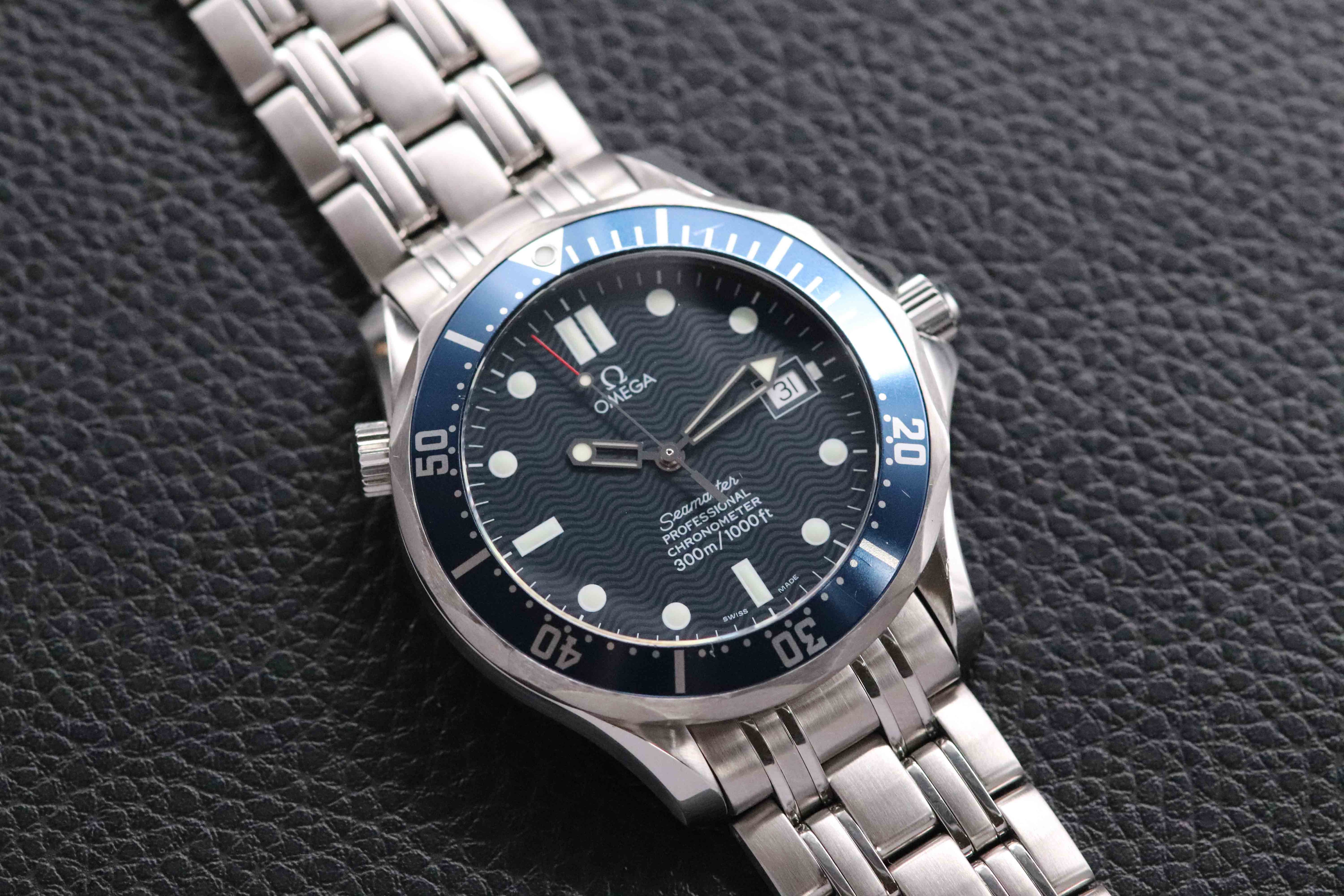 Omega Seamaster 2531.80 James Bond 2005 Papers