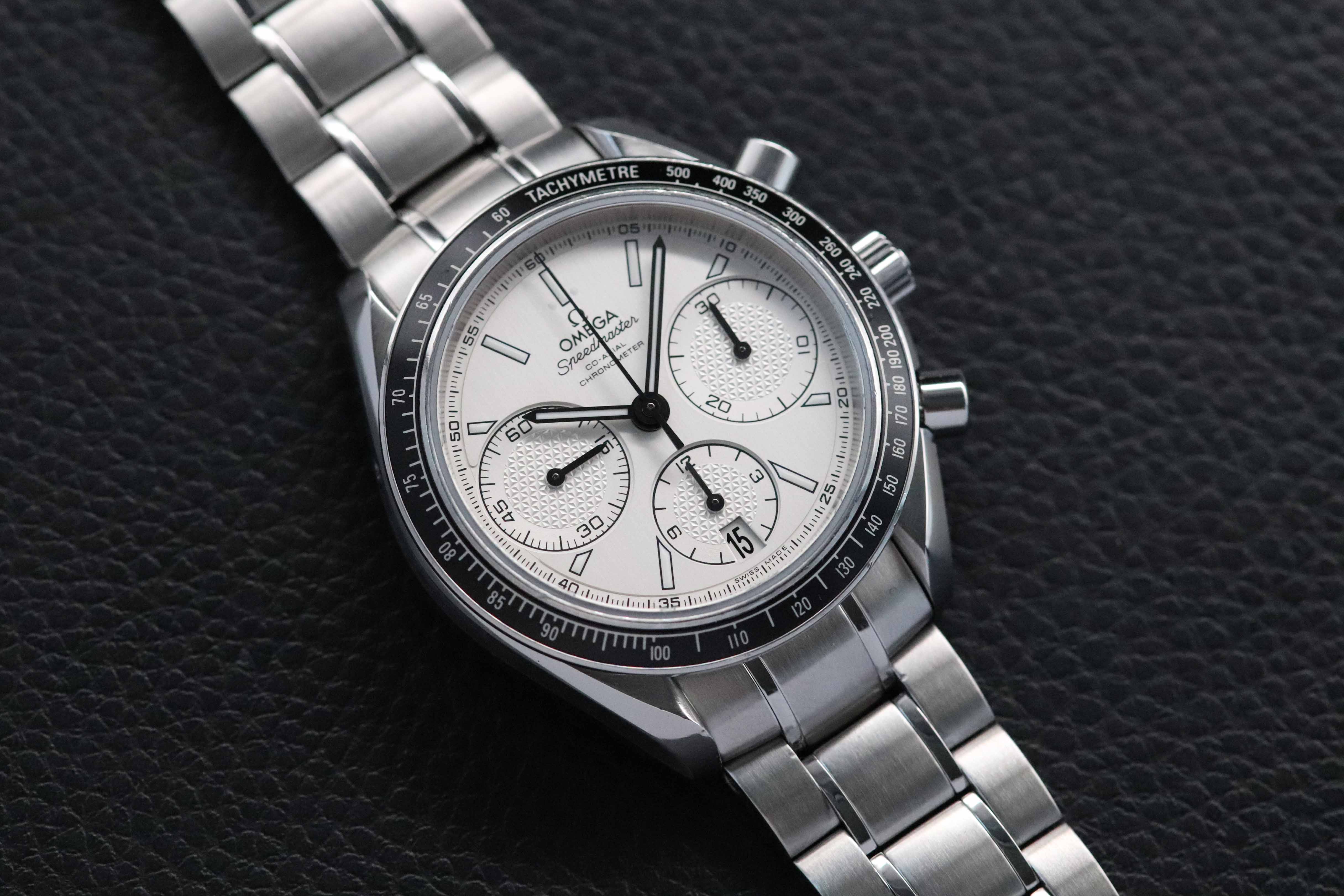 Omega Speedmaster Racing 326.30.40.50.02.001 Albino Fullset 2024 Box+Papers