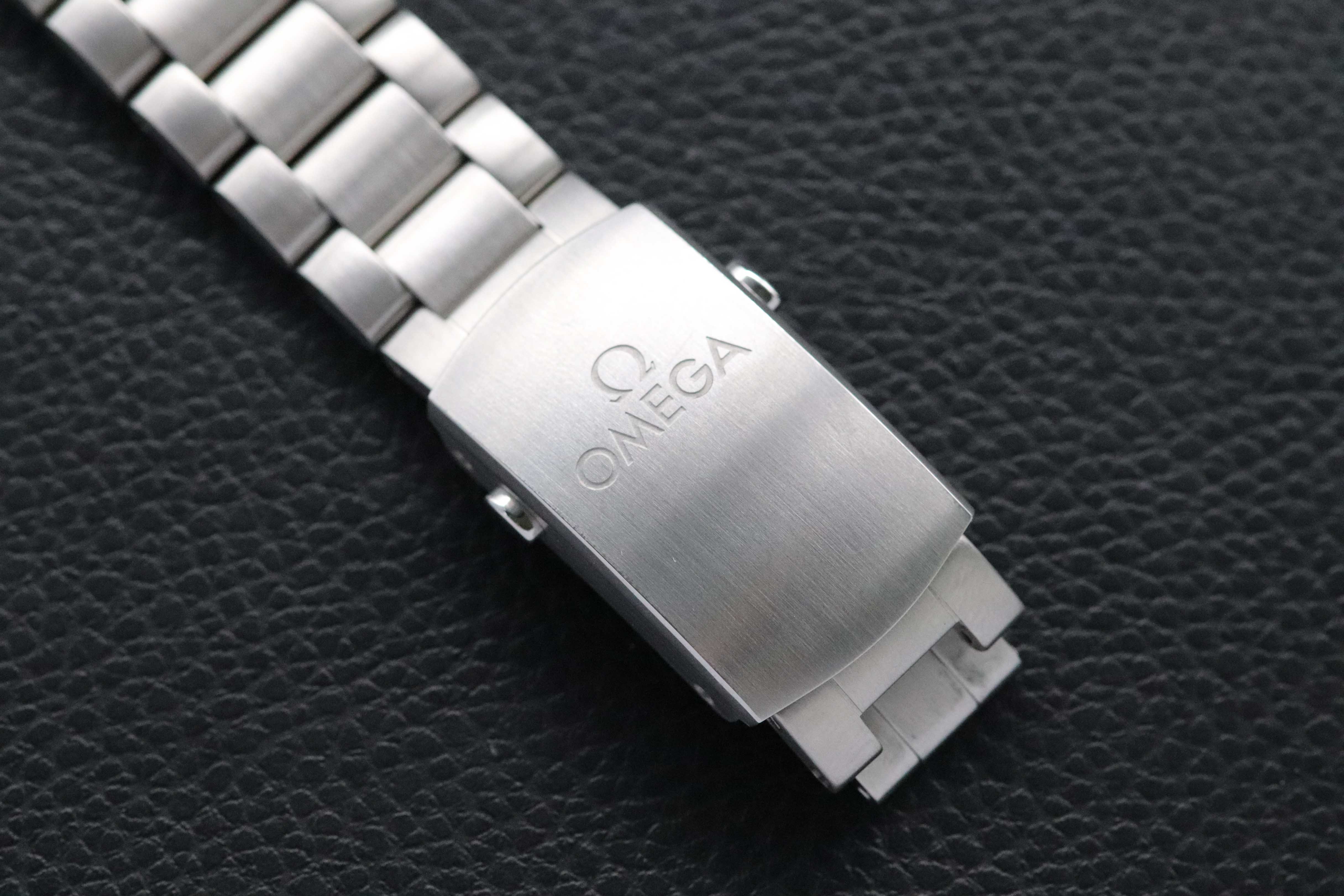 Omega Seamaster Planet Ocean 215.30.40.20.03.002 Fullset 2026 Box+Papers