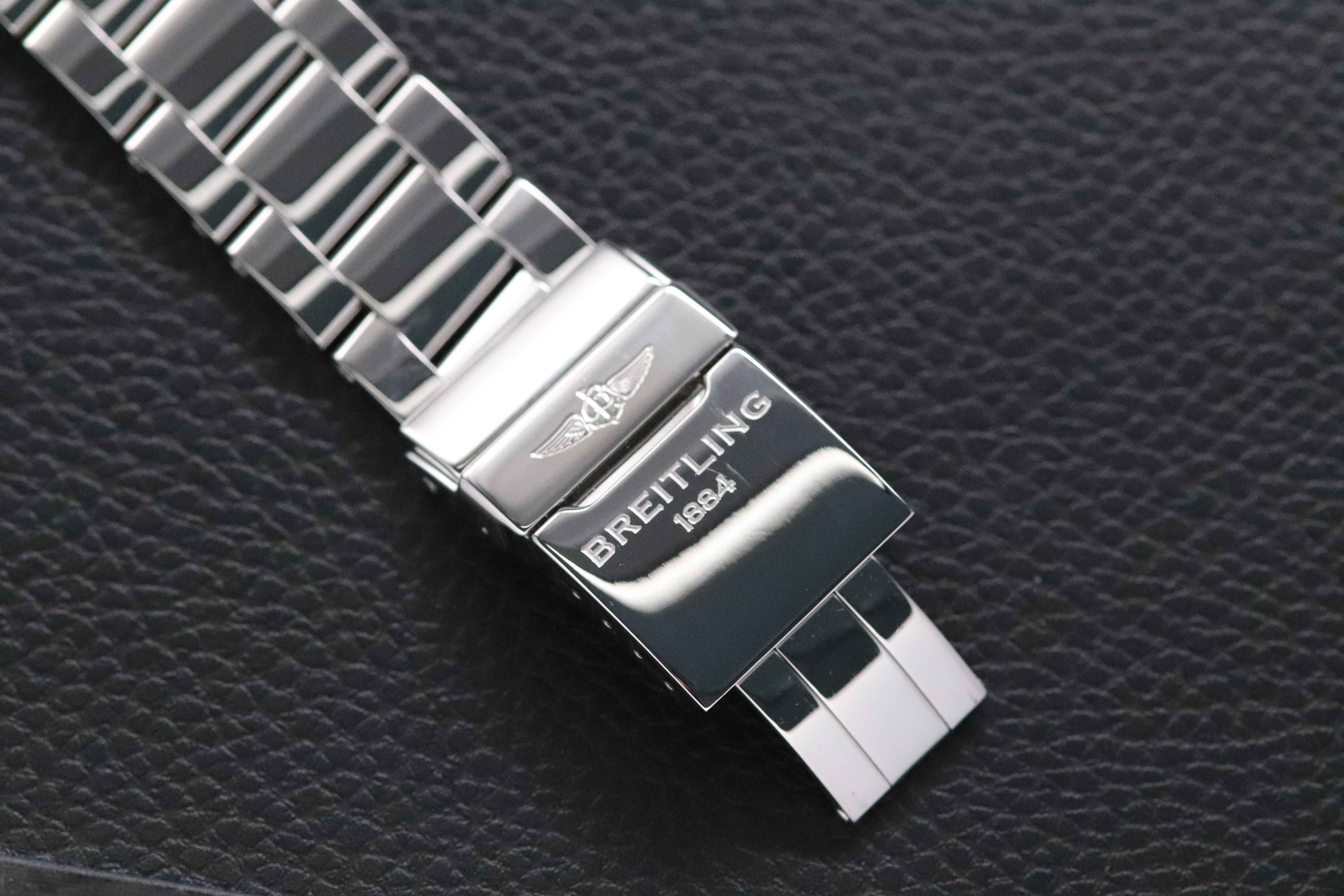 Breitling Avenger II GMT A32390 Fullset 2020 Box+Paper