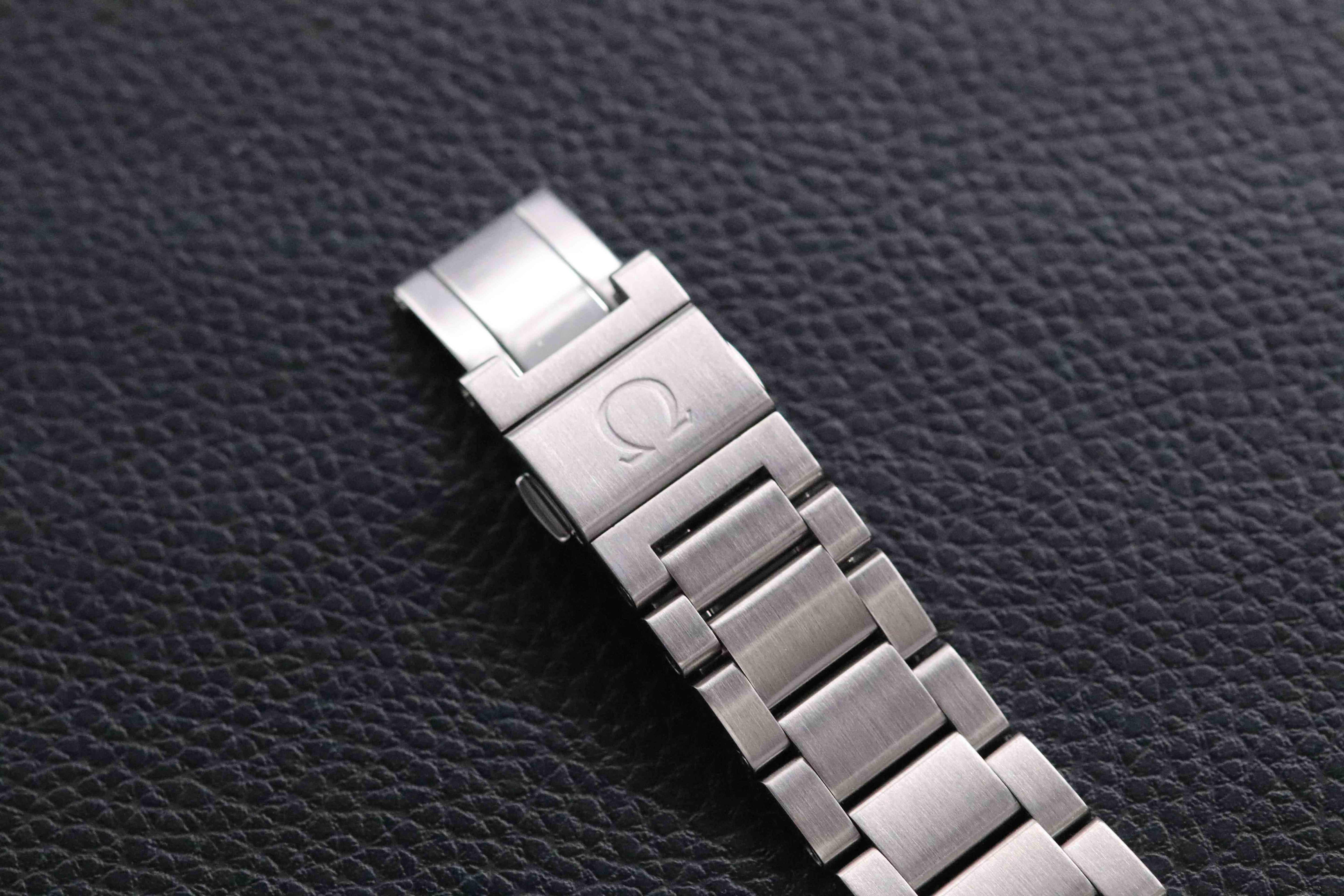 Omega Seamaster Aqua Terra 231.10.39.21.03.001 James Bond Skyfall 2020 Papers