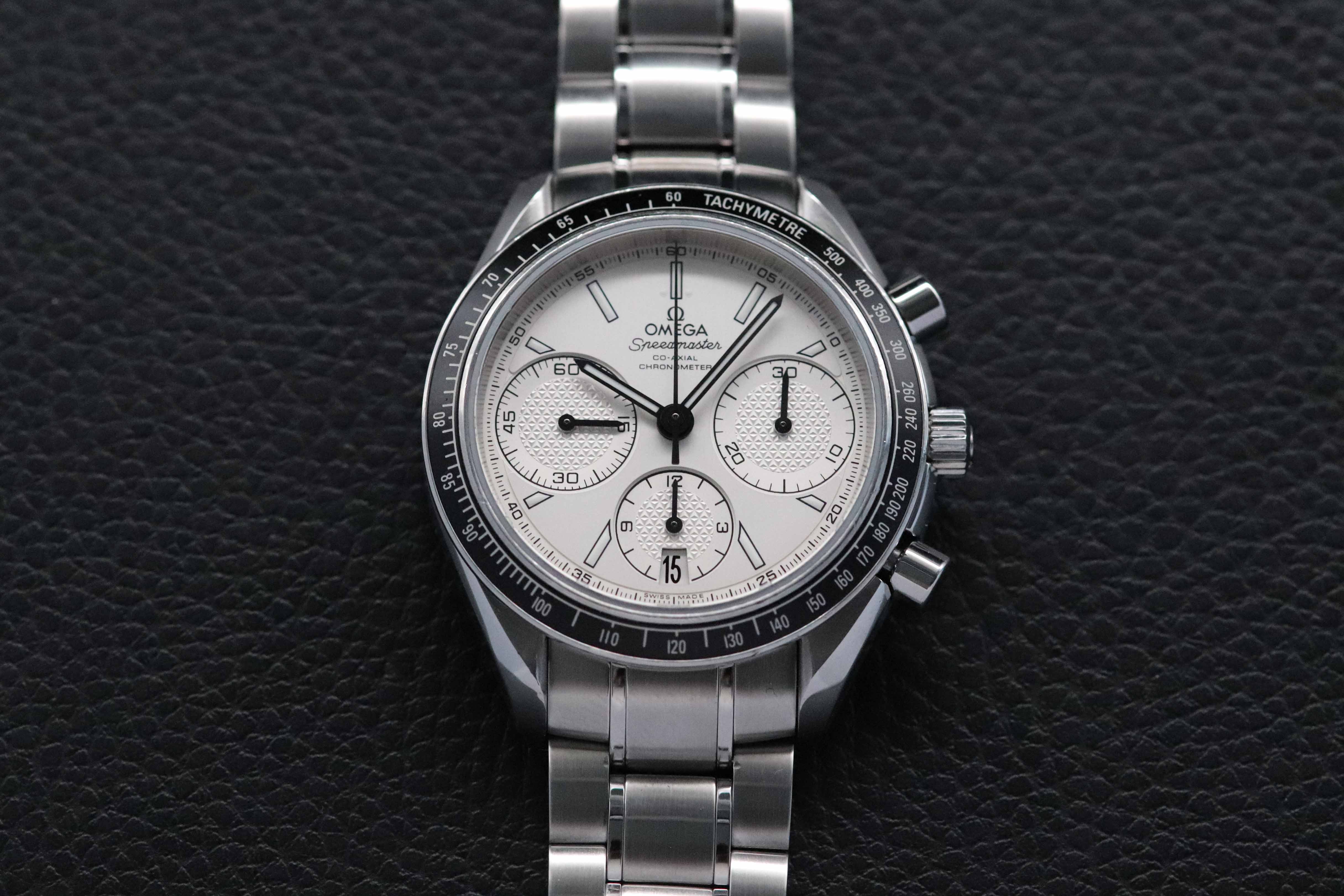 Omega Speedmaster Racing 326.30.40.50.02.001 Albino Fullset 2024 Box+Papers