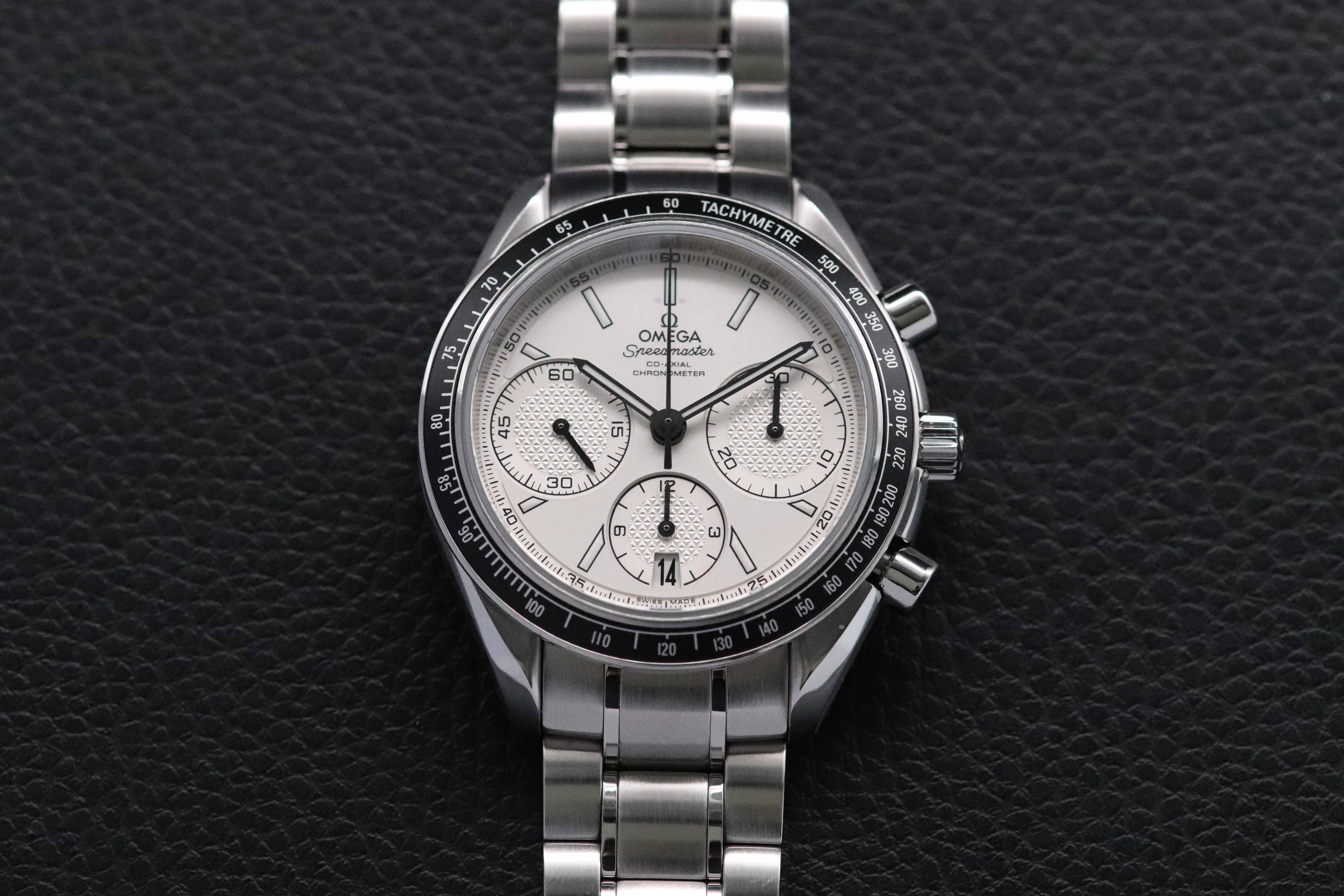 Omega Speedmaster Racing 326.30.40.50.02.001 Albino Fullset 2025 Box+Papers