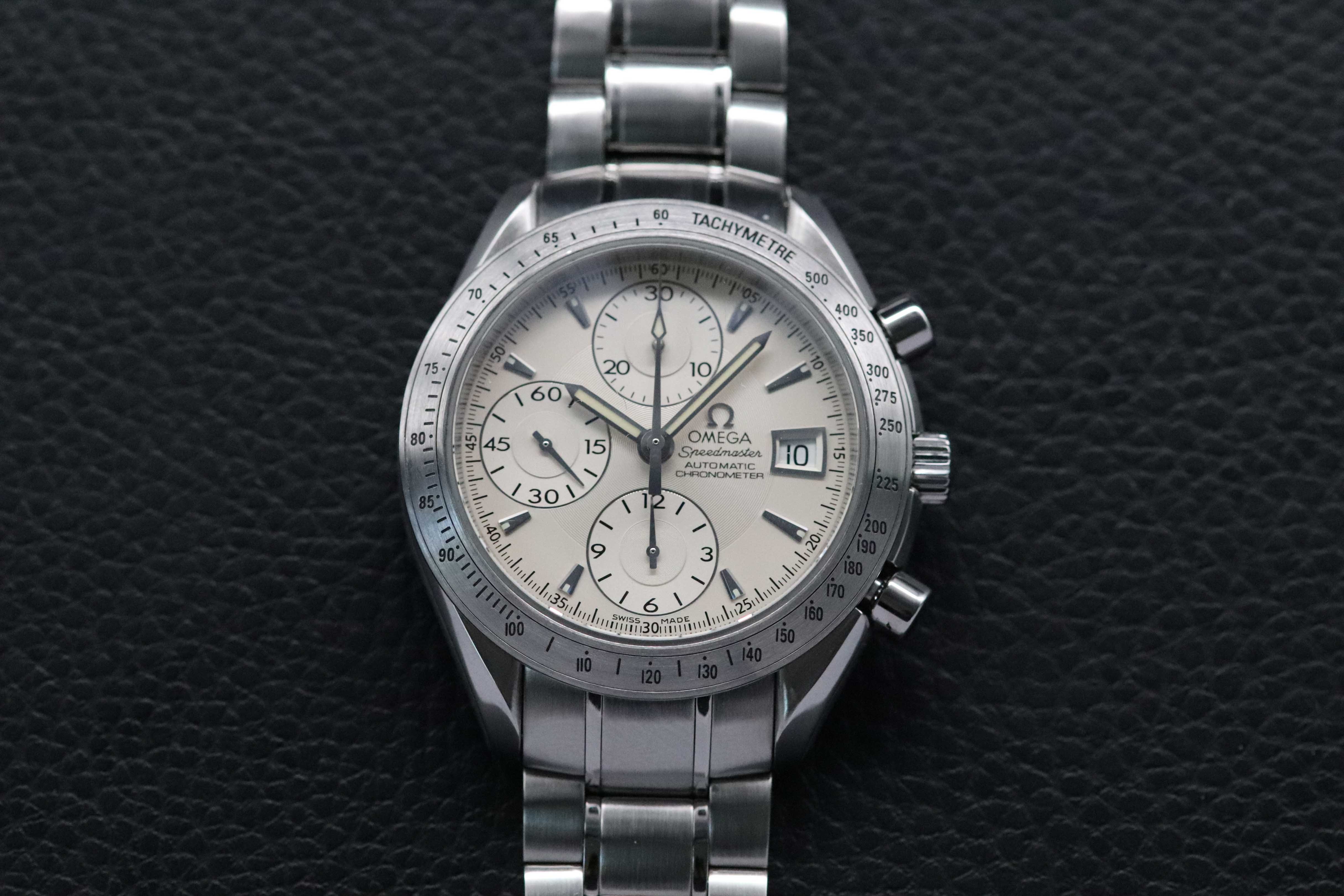Omega Speedmaster Date 3211.30 Silver Dial 2010 Papers