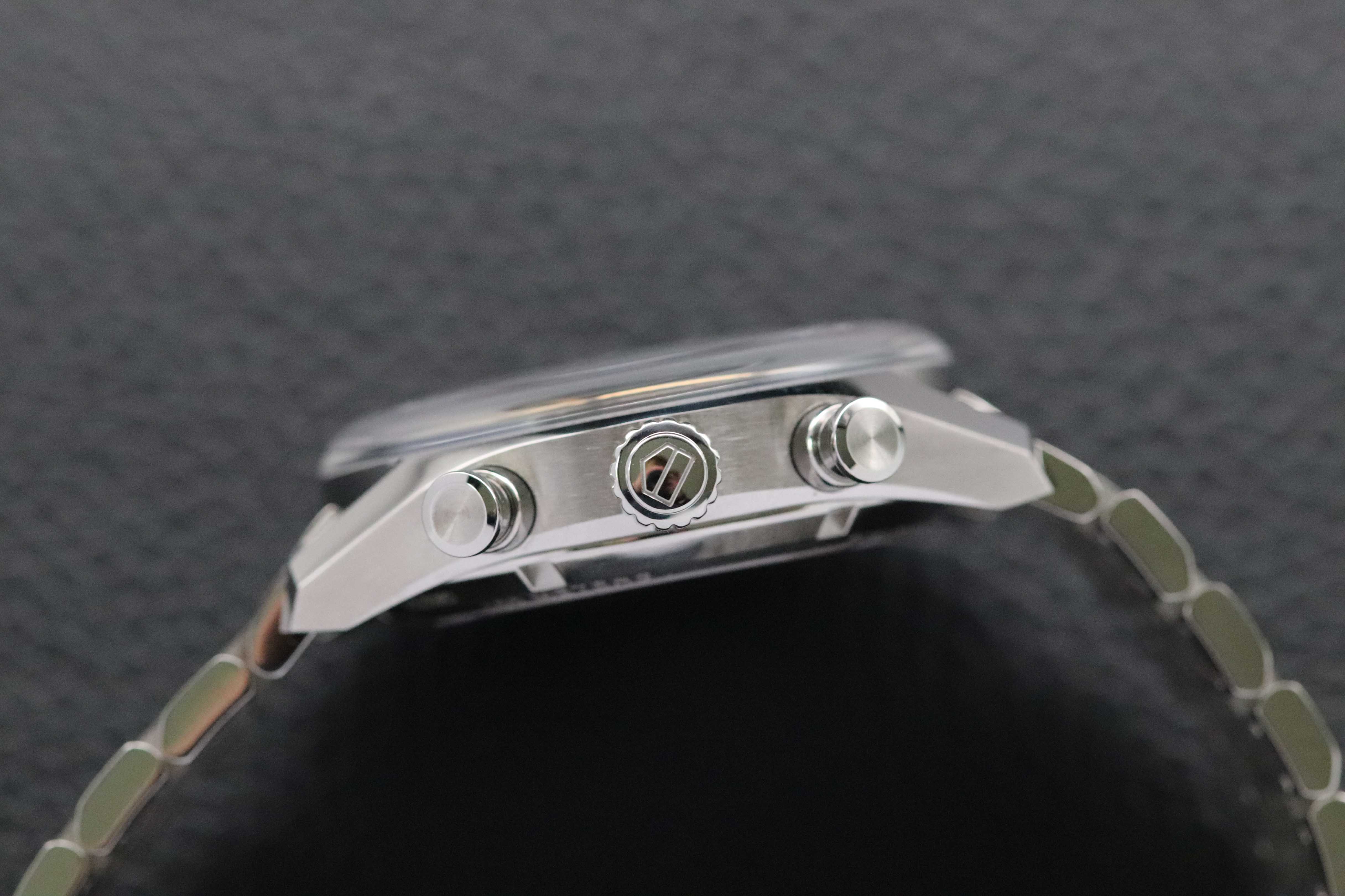 Tag Heuer Carrera Chronograph CBS2212.0 Fullset 2025 Box+Papers