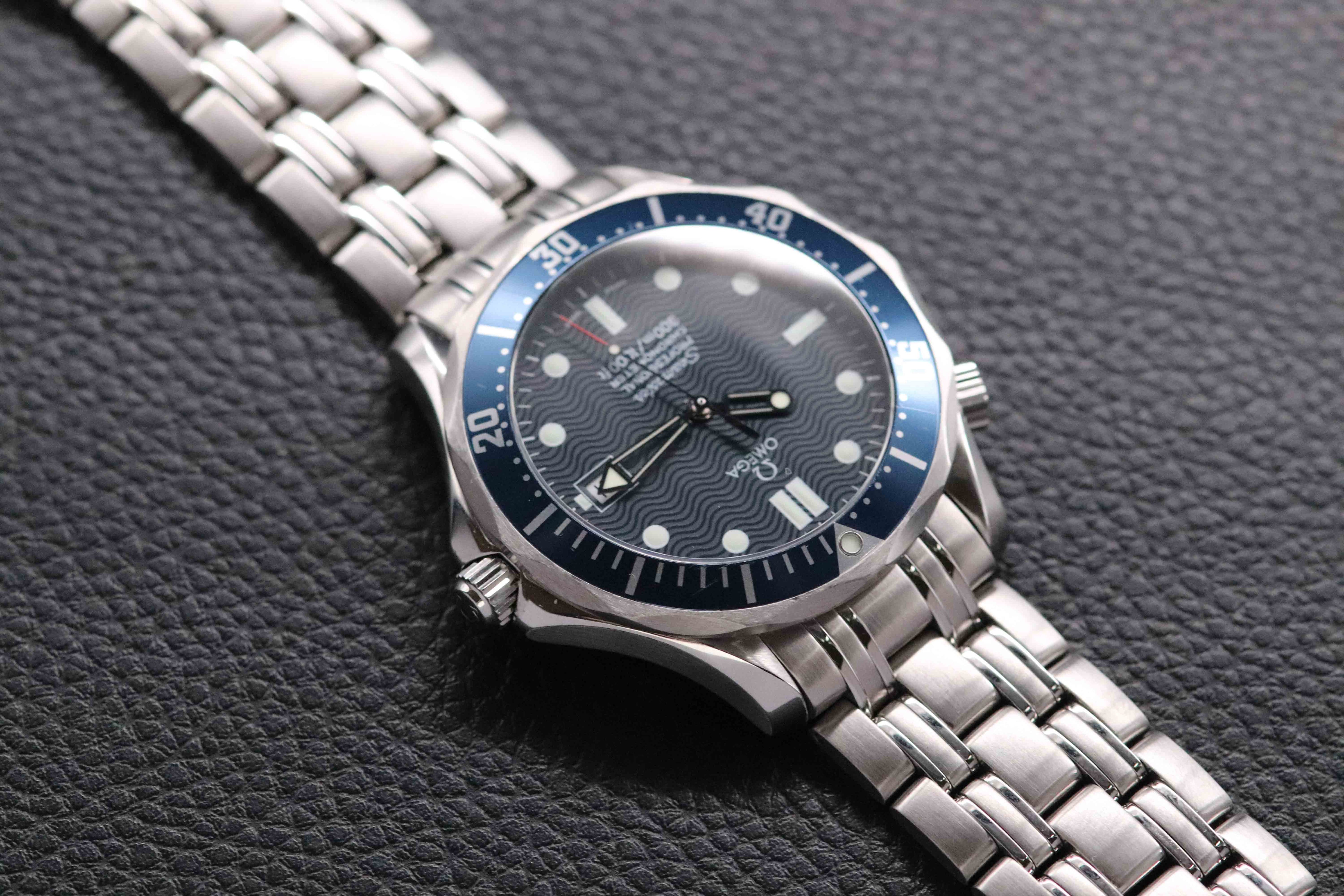 Omega Seamaster 2531.80 James Bond 2005 Papers