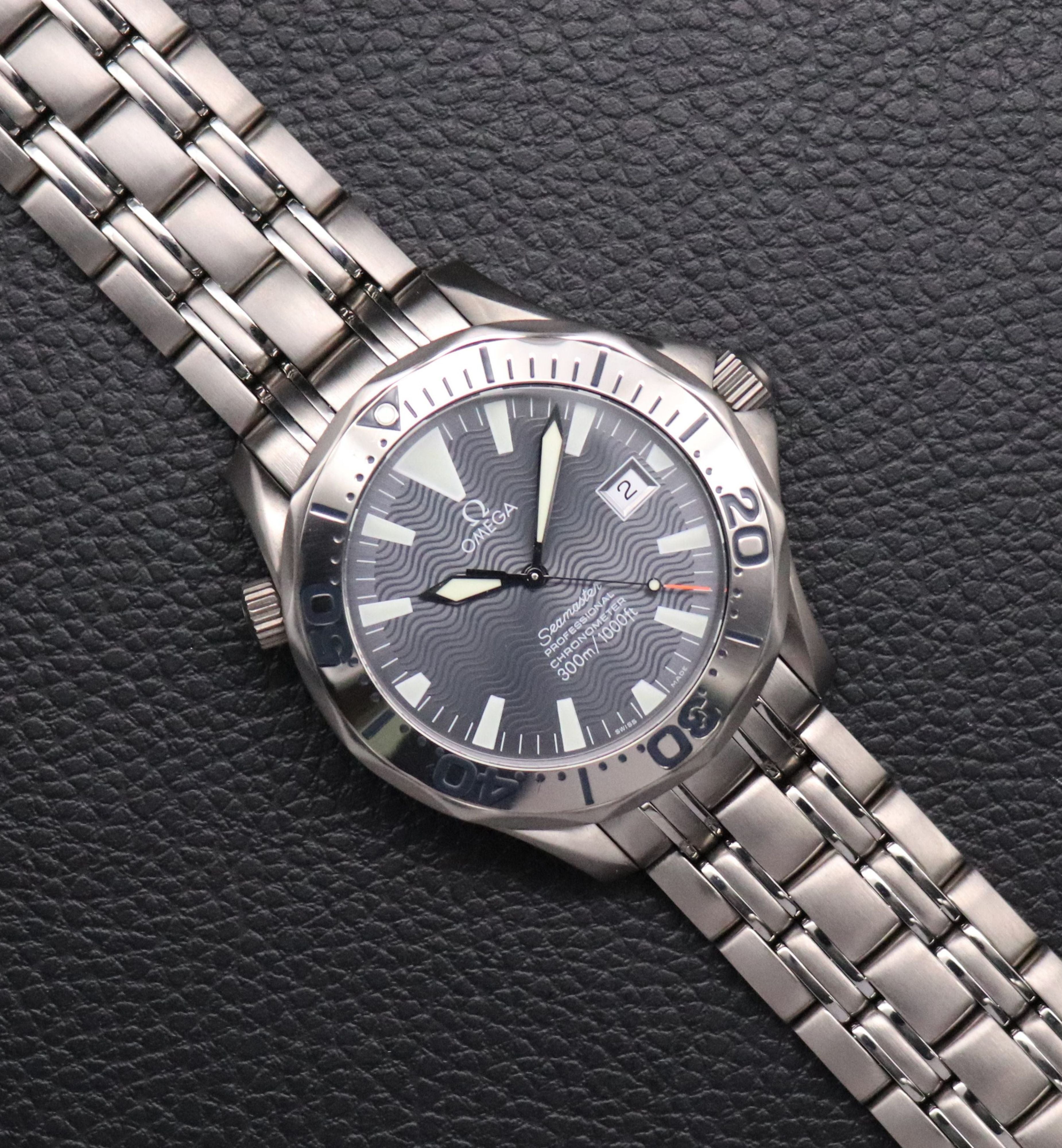 Omega Seamaster 300 2232.30 Titanium 1999 Papers