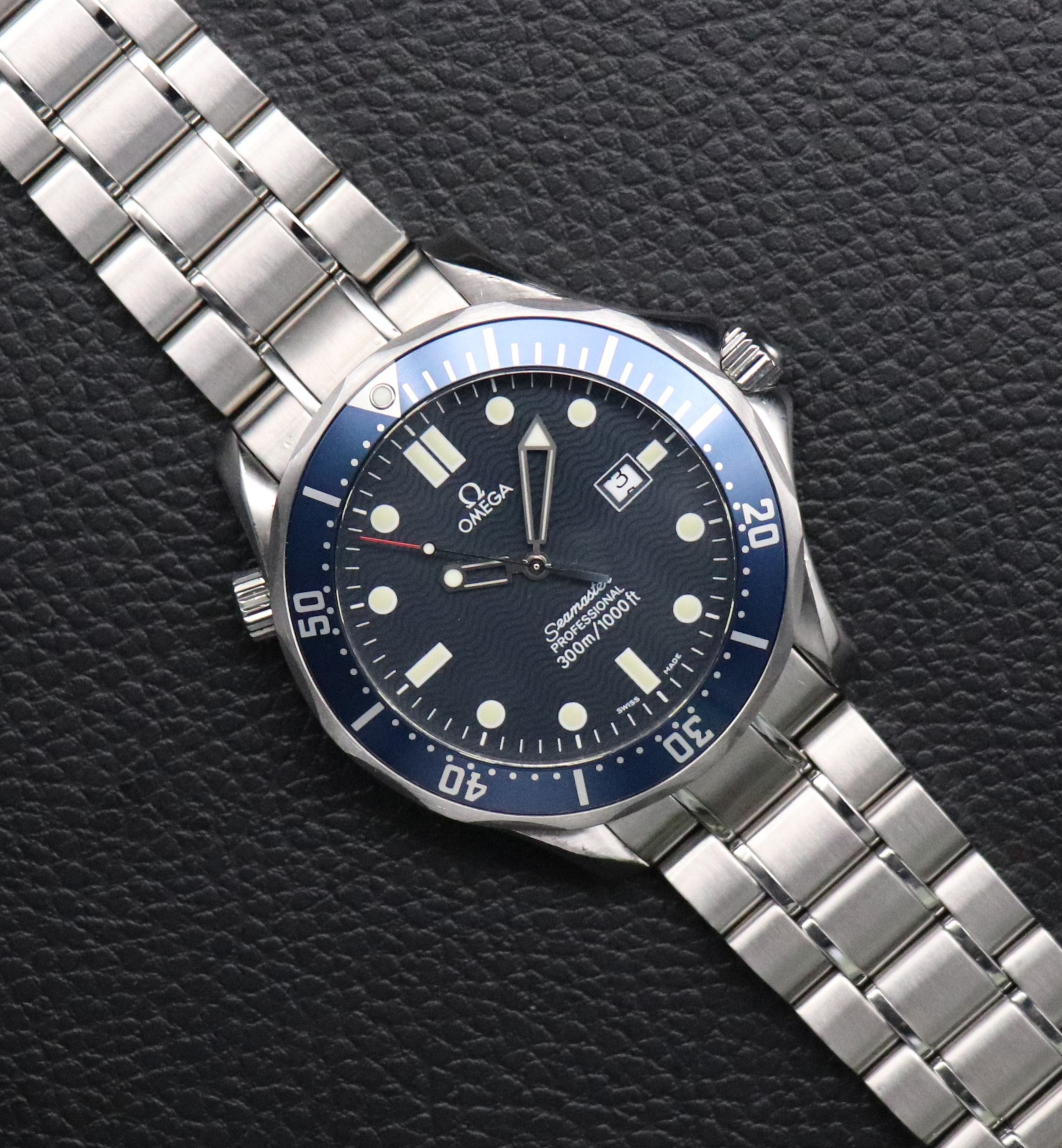 Omega Seamaster James Bond 2541.80 Blue 1998