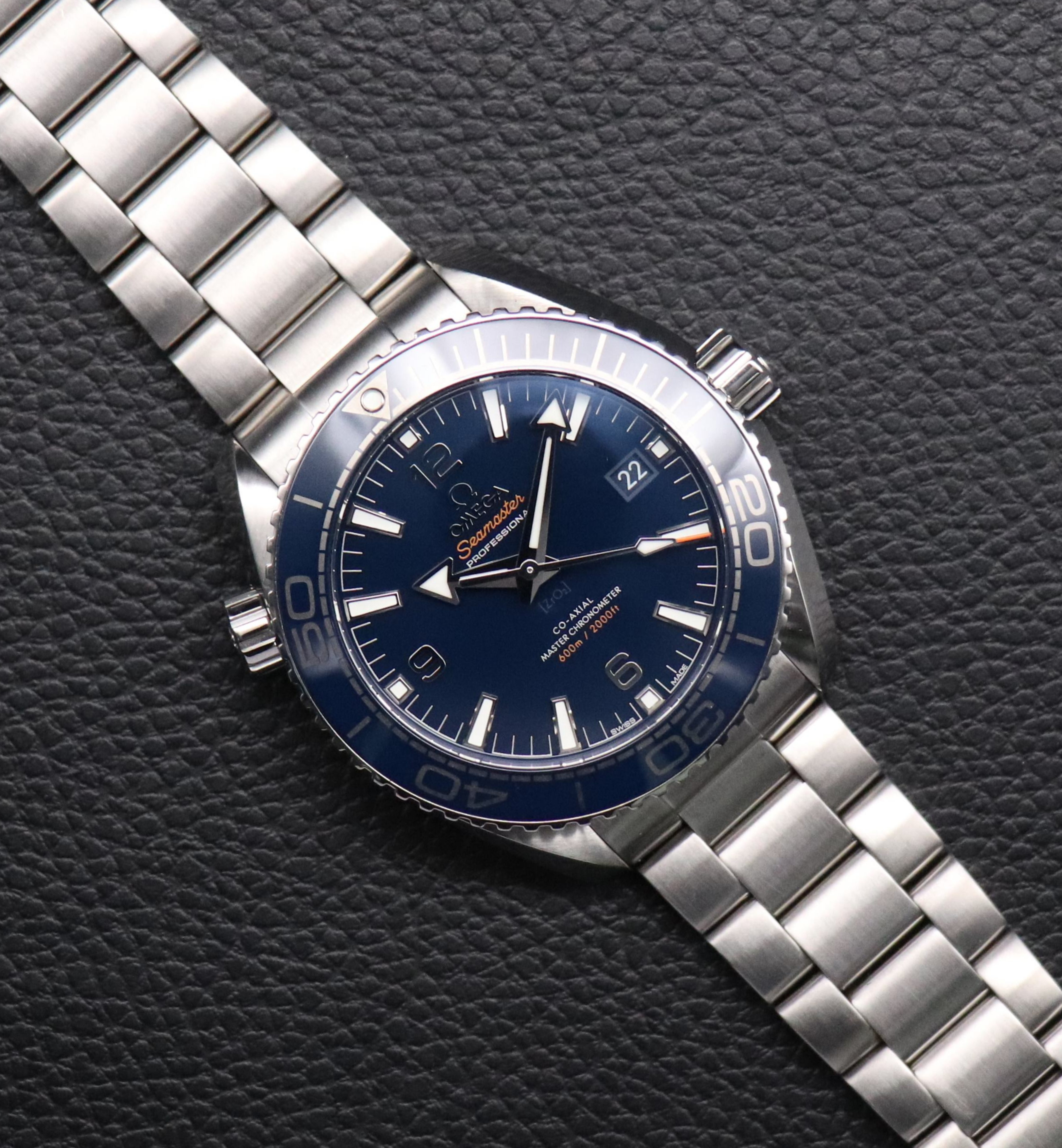 Omega Seamaster Planet Ocean 215.30.44.21.03.001 Fullset 2018 Box+Papers