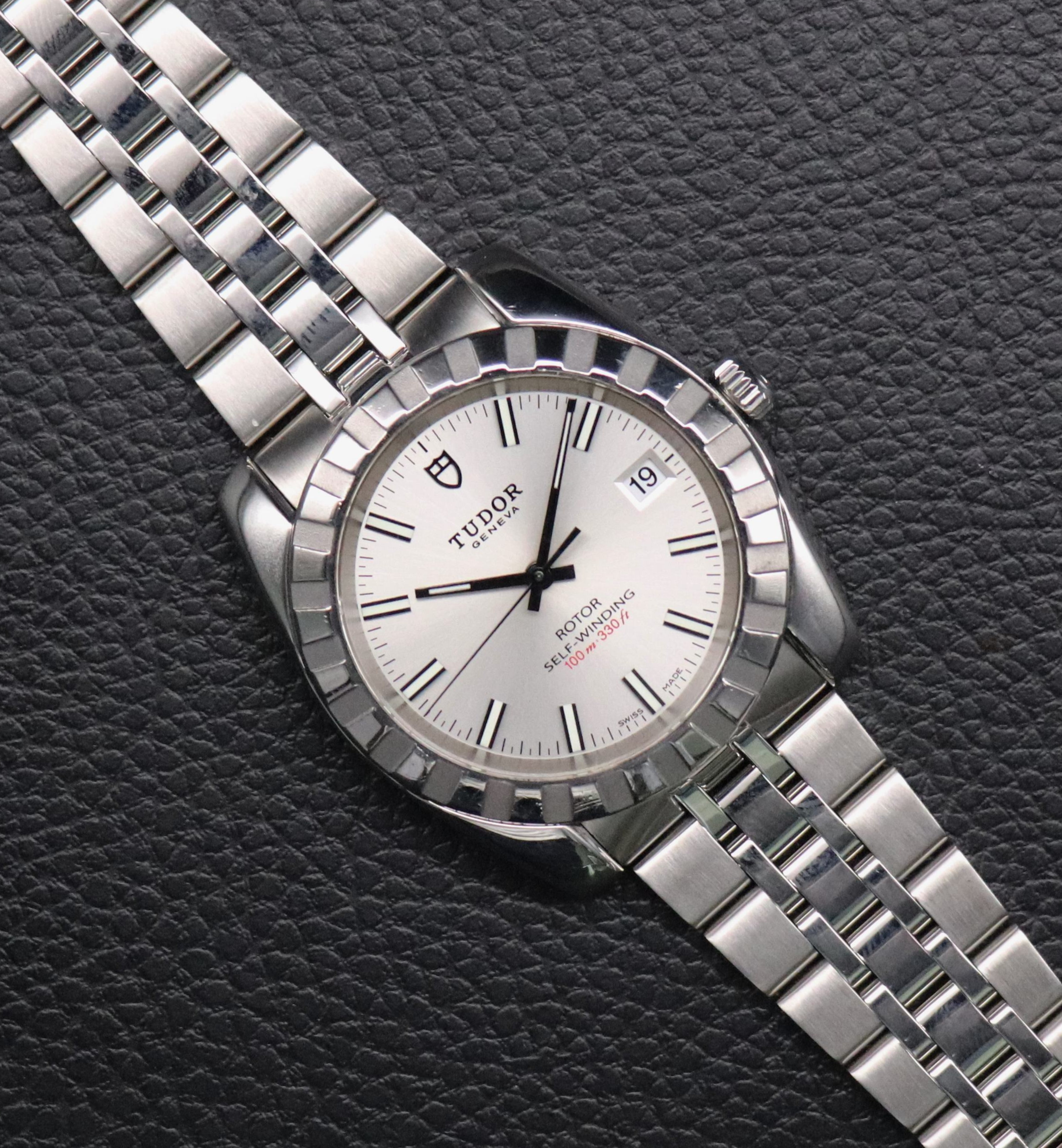 Tudor Classic Date 21010 Papers 2008